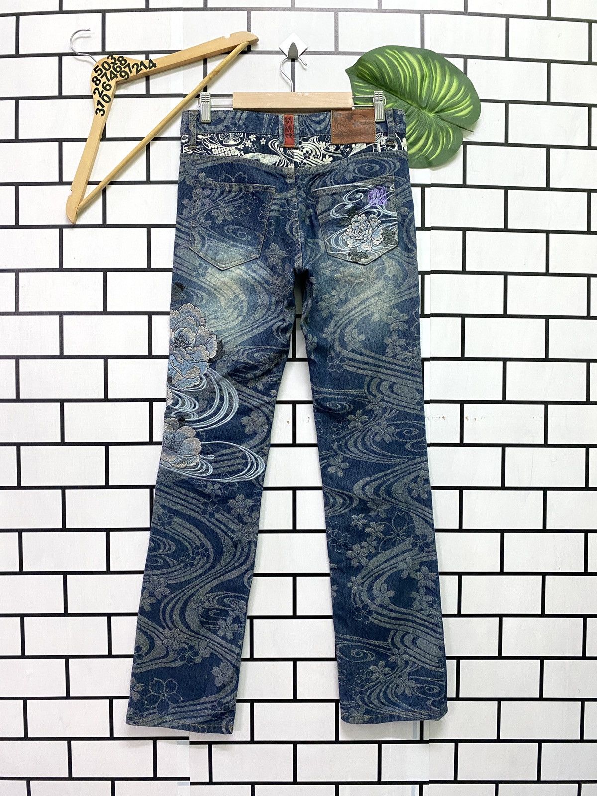 Archival Clothing - Japan KARAKURI TAMASHI Full Embroidery Flower Denim - 2