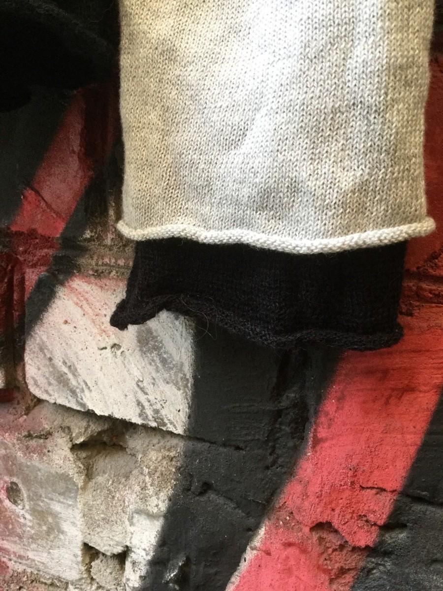 Lumen Et Umbra - FW13 reversible sweater.Like Rick Owens or Yanamoto. - 4