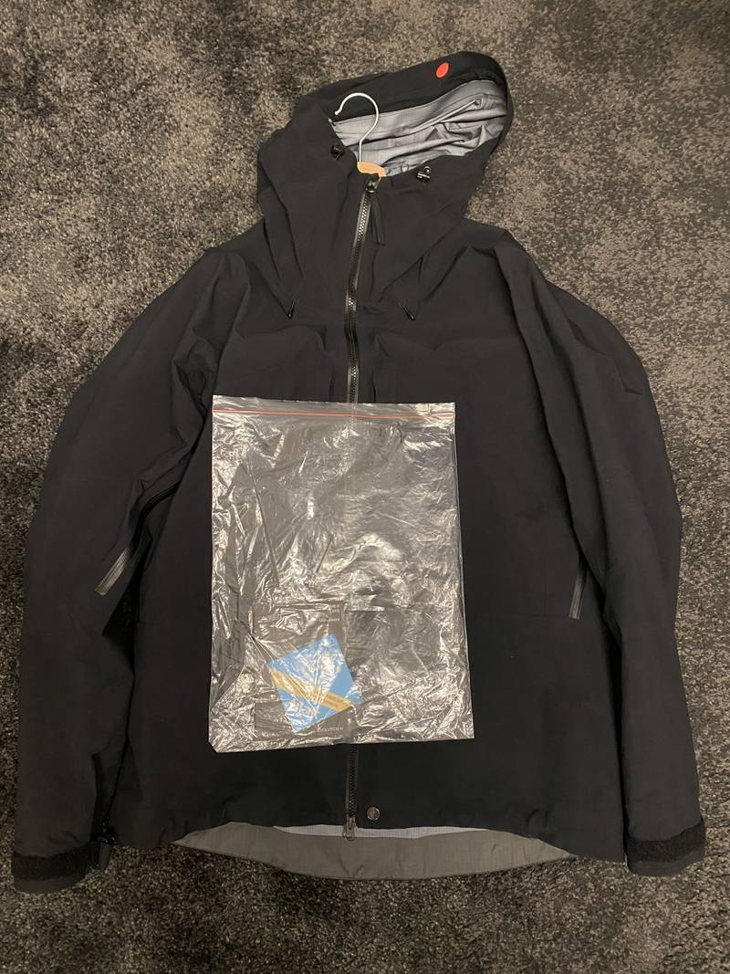 Acronym x Tilak Evolution XL - 1