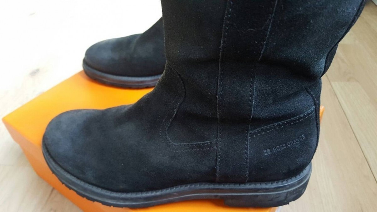 Hugo Boss - US7-US8 Black Suede Chelsea Boots EU40 EU41 US7 US8 - 2