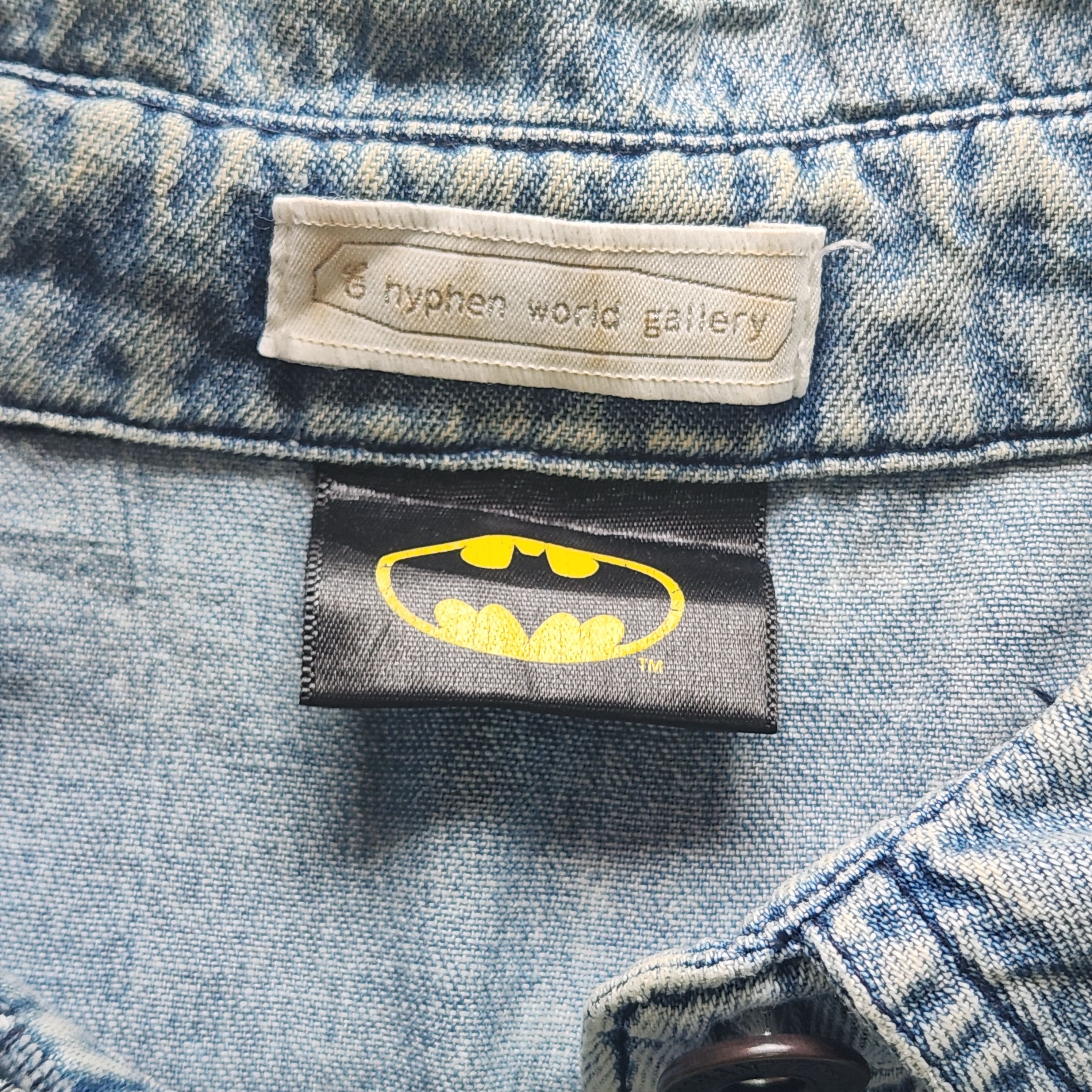 Distressed Denim - Batman X DC Comic X Hypen World Gallery Denim Jacket - 10