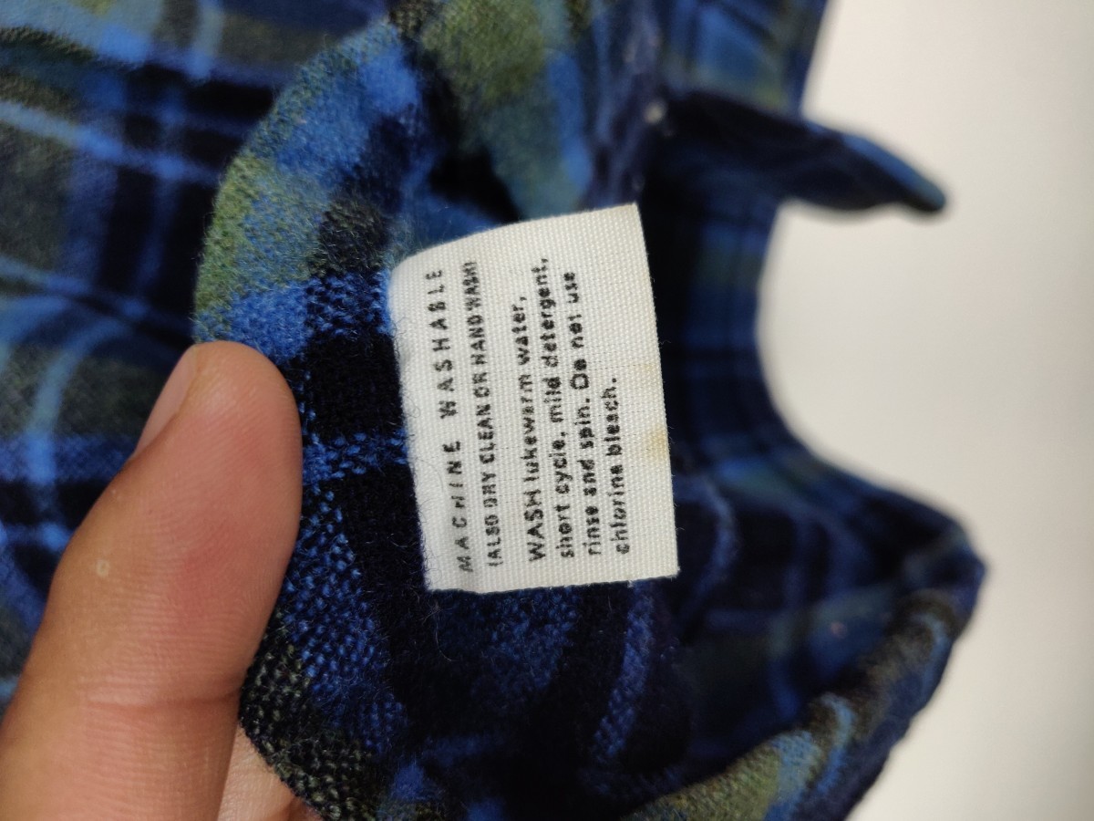 Pendleton - Pure Virgin Wool Flannel Button Up - 9