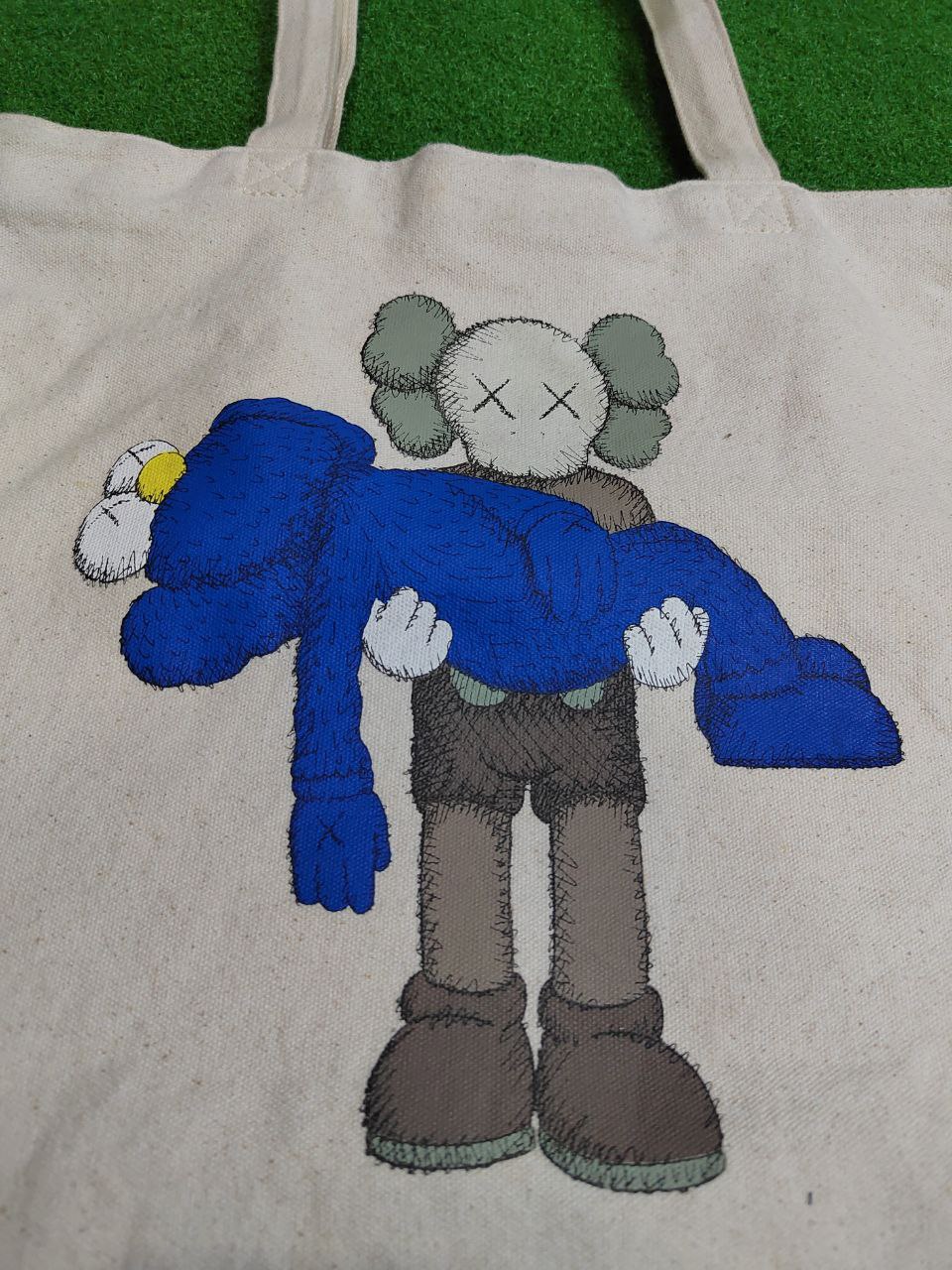 Vintage - KAWS tote bag uniqlo collaboration - 2