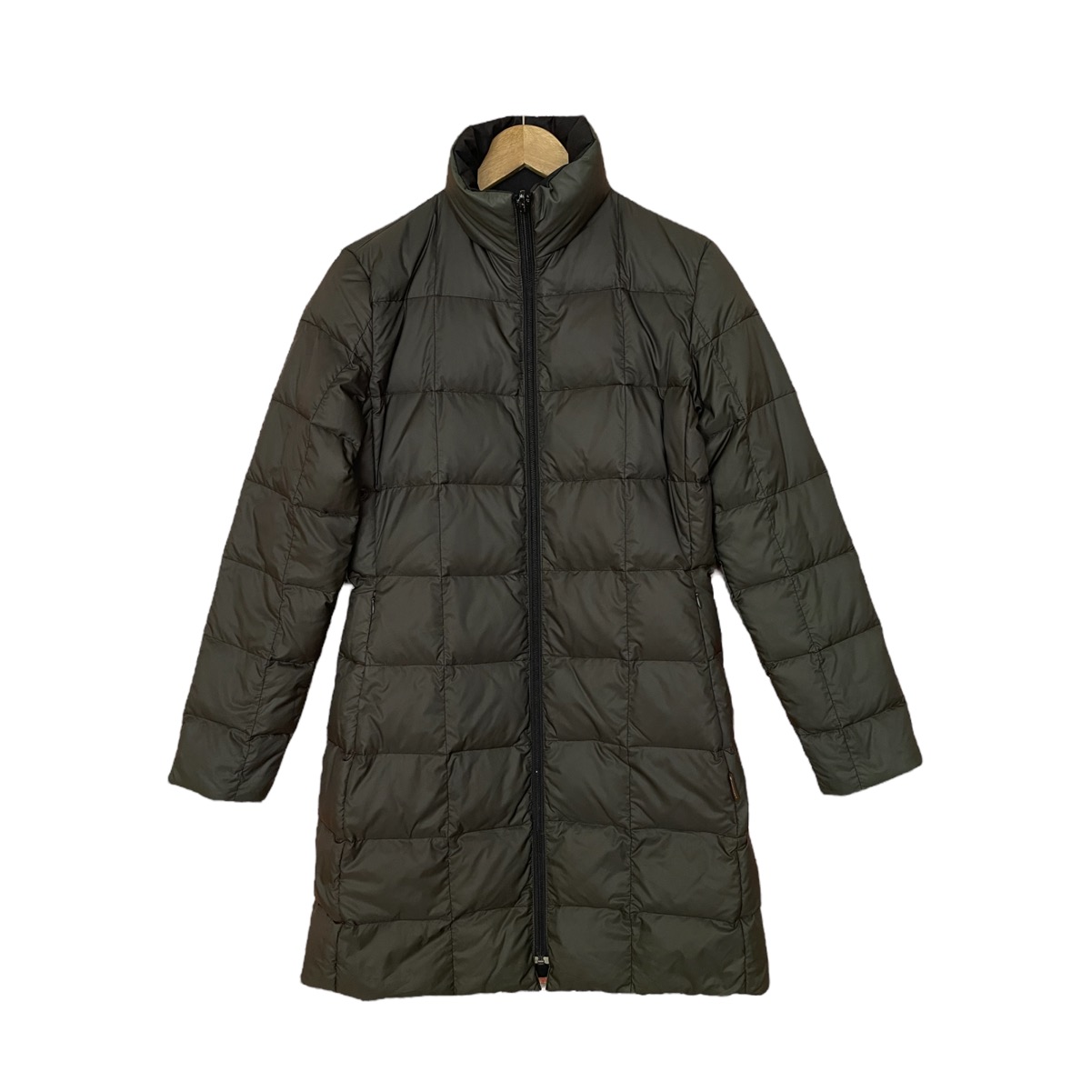 Moncler long puffer jacket reversible down jacket - 3