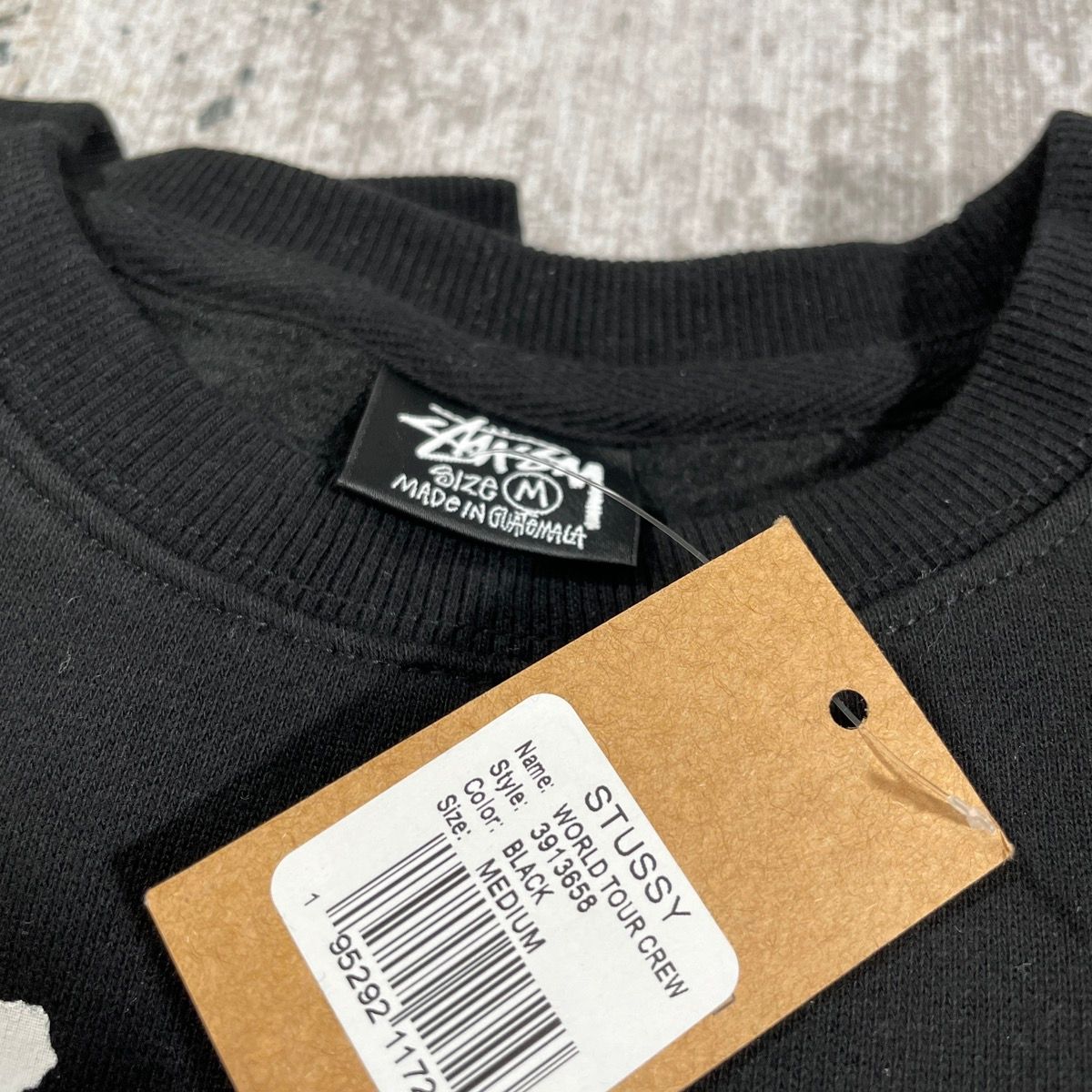 Stüssy STUSSY WORLDTOUR CREWNECK // MEDIUM | hlnstuff | REVERSIBLE