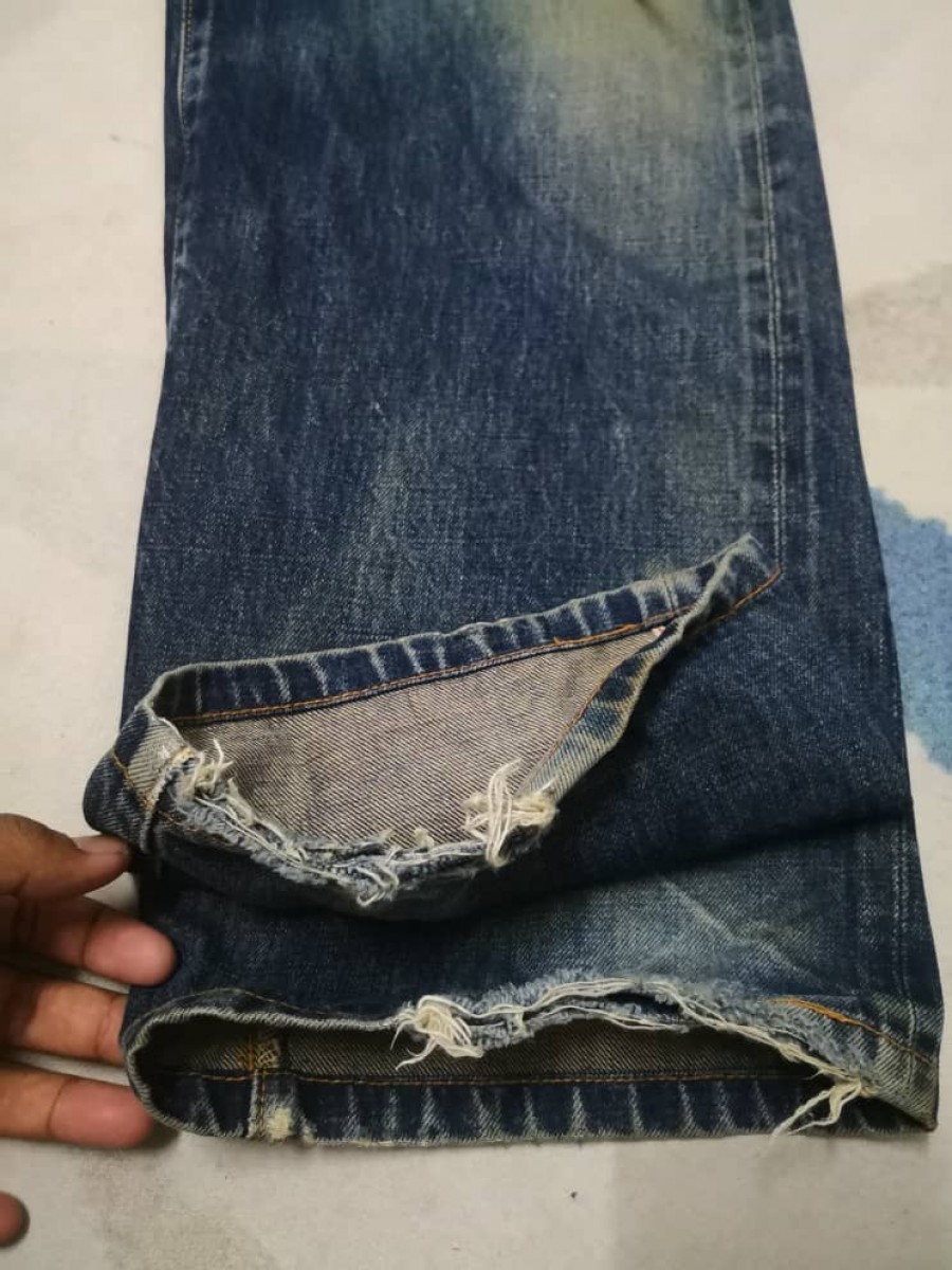 Distressed Denim - Sewing Chop Selvedge Denim - 4