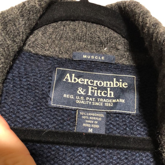 Abercrombie & Fitch Retro Y2K Vintage Lambswool Logo Sweater Cardigan - 4