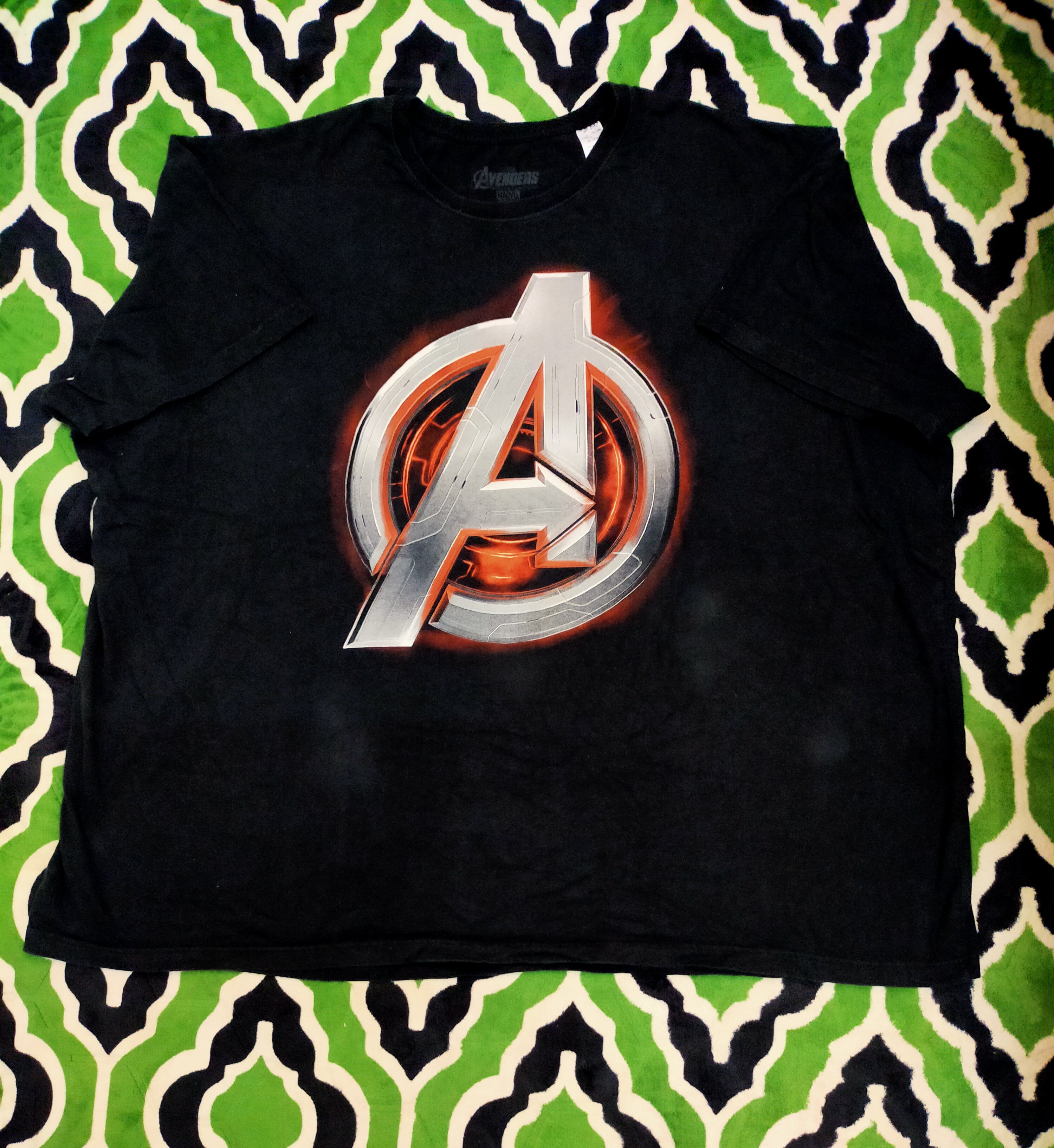 Marvel Comics - AVENGERS PLUS SIZE TSHIRT - 1