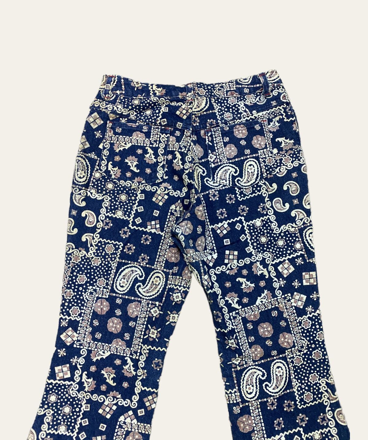 VINTAGE PAISLEY FULLPRINTED BELL BOTTOM SCOVILL BUTTON DENIM - 8