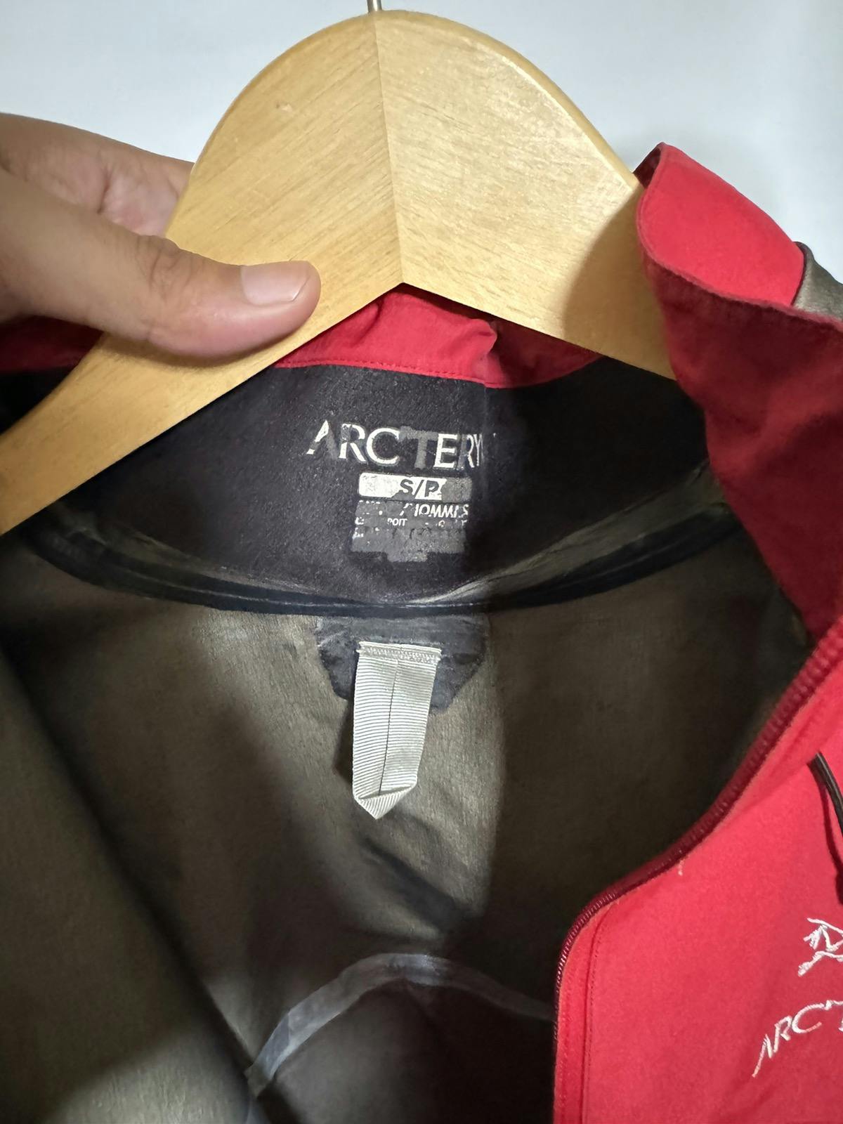 Arcteryx Theta AR Goretex Jacket Apple Red Made in Canada - 10