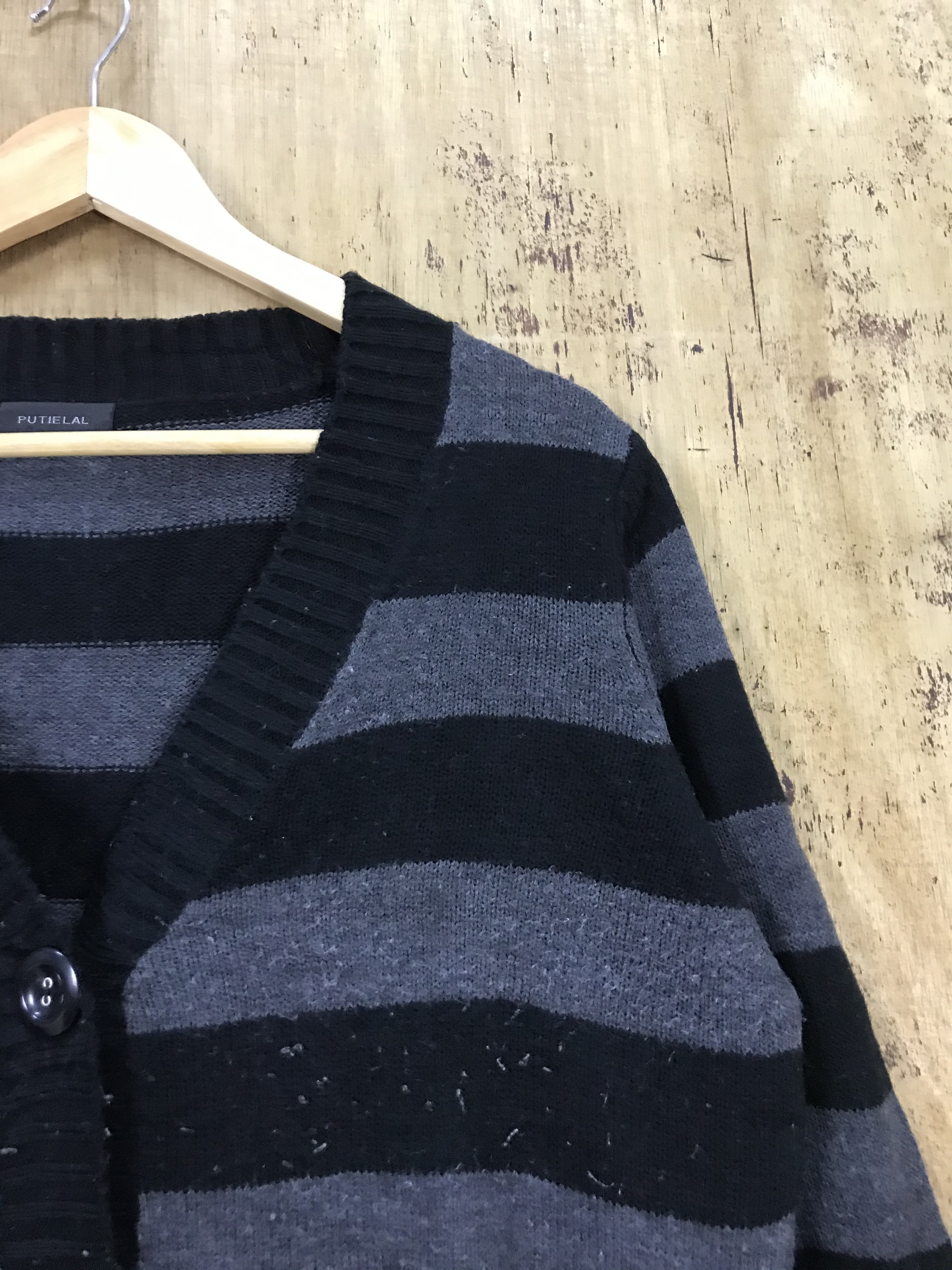 Kurt Cobain Black Striped Sweater