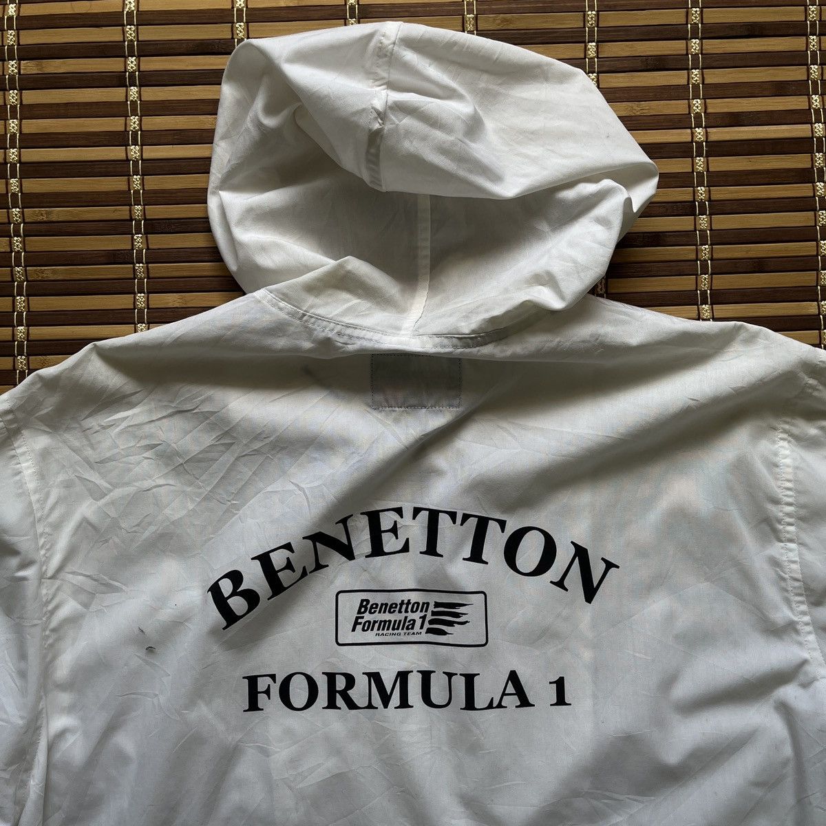 Vintage Benetton Formula 1 Printed Windbreaker Hoodie - 19