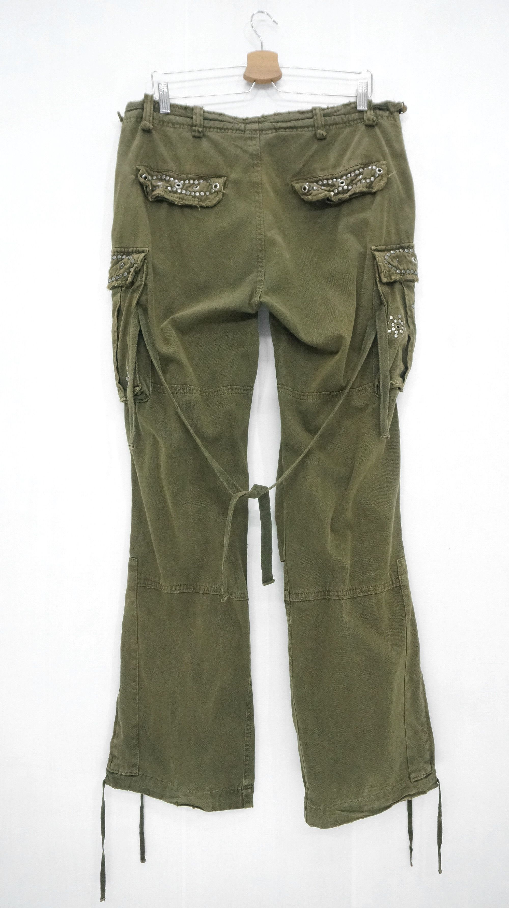 Vintage🔥 MANGROVE Japan Distressed Studded Cargo Pant - 3