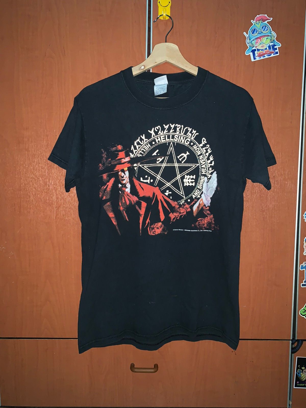 Vintage Anime VAN HELLSING T-shirt 00’s