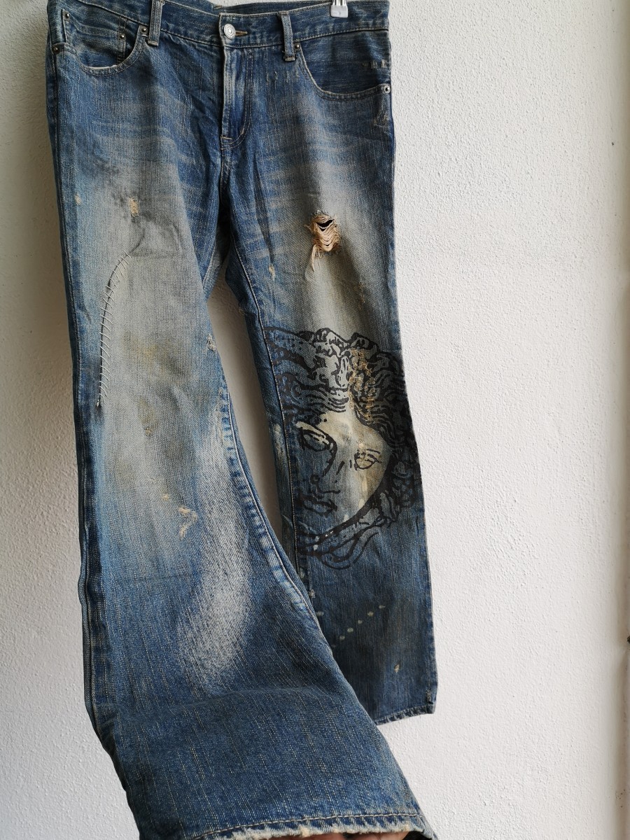 Distressed Denim - Distressed Versace Medusa Head Print Jeans - 5