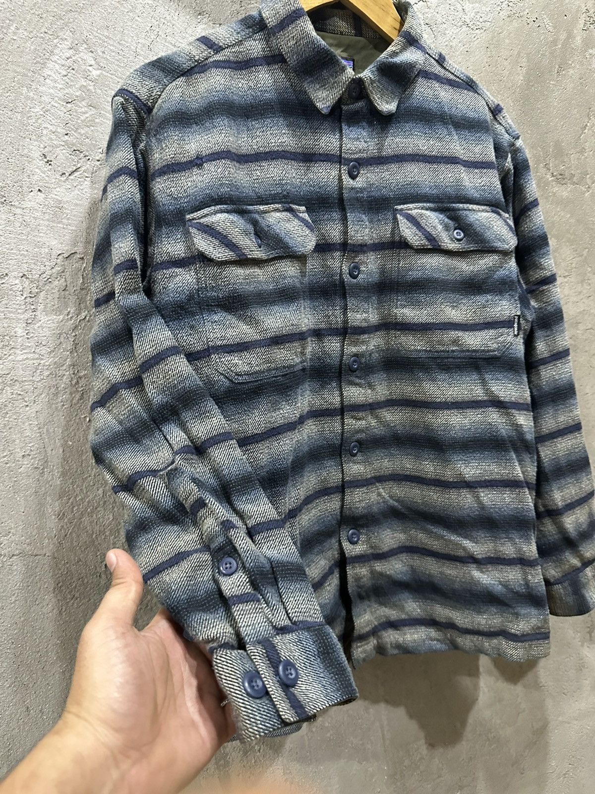 Patagonia Heavy Organic Cotton Flannel Shirt - 2