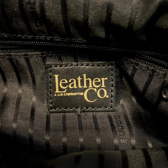 Liz Claiborne Leather Co Shoulder Bag Gold Plated Detail Zip Pockets Navy Blue - 4