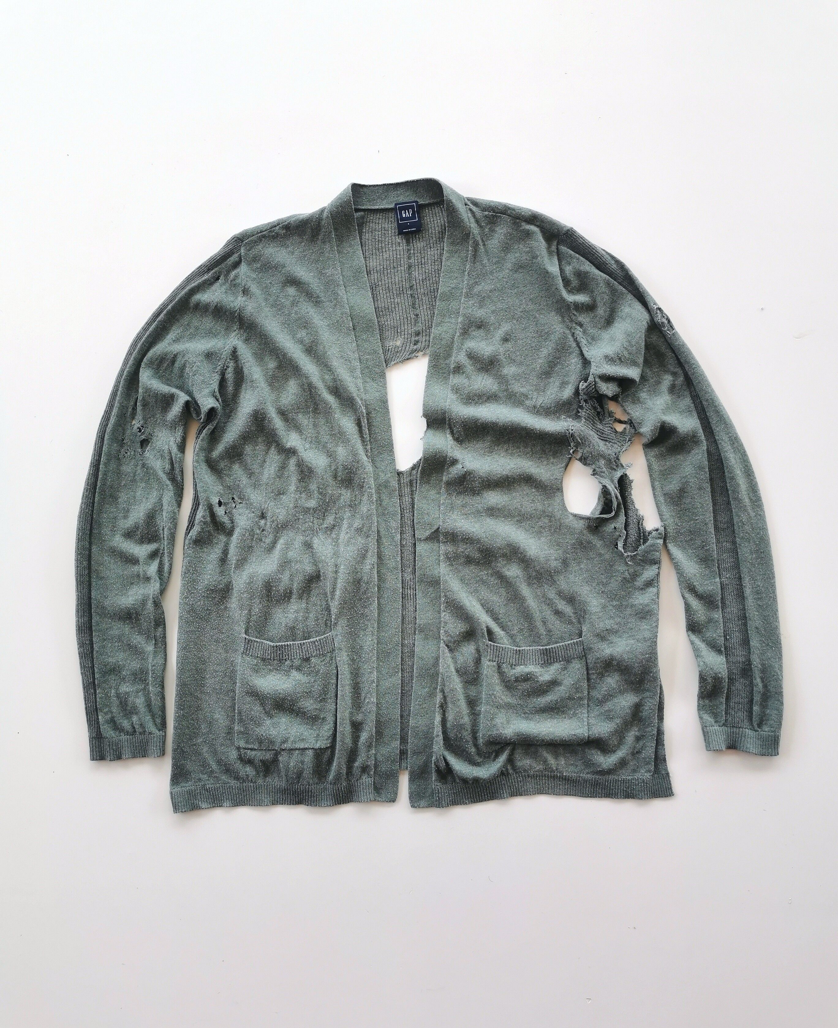 Gap Fully Distressed Cardigan Grunge Nirvana Styles - 4