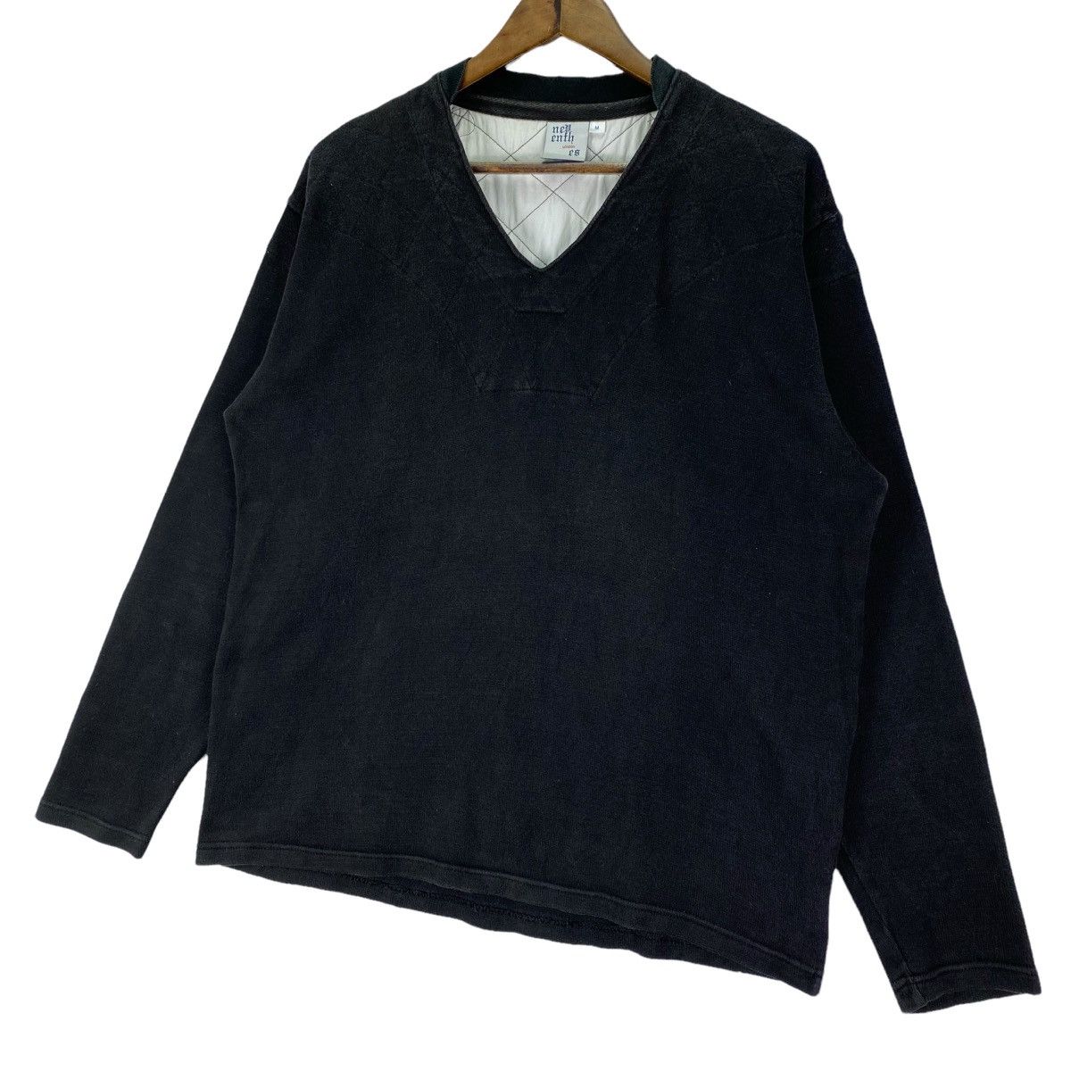 Nepenthes London Stonewash Black Vneck Long Sleeve - 5