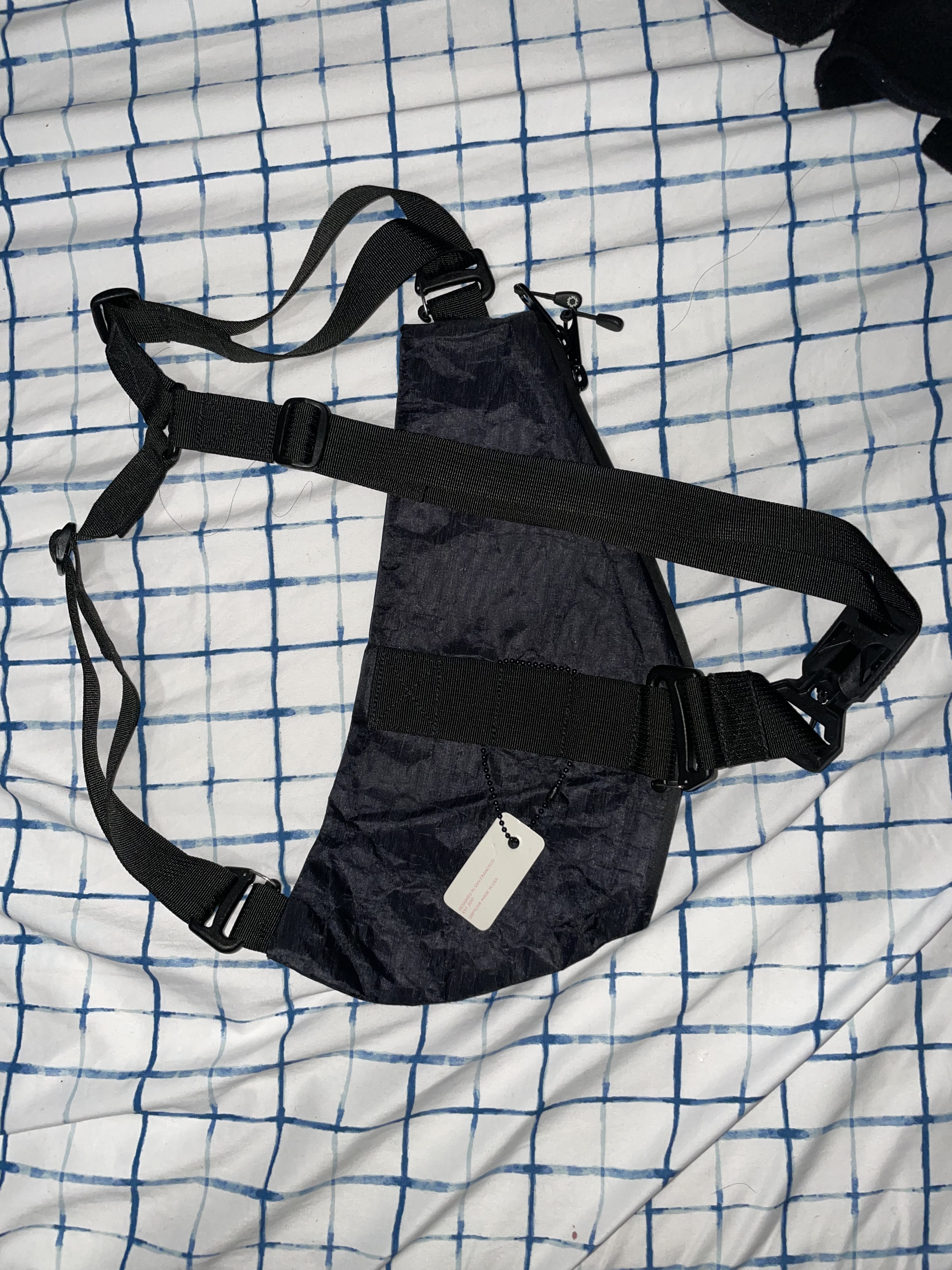Dsptch - Unit Vertical Pouch - RND Edition - Black Dyneema - 6