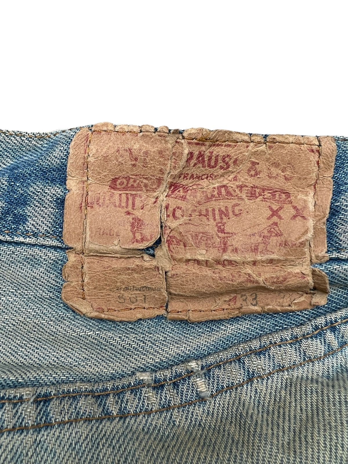 Vintage 70s Levi’s 501 Selvedge Distressed Denim Jeans 32x31 - 15