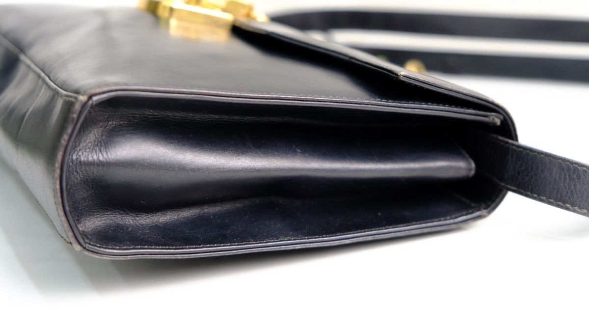 Vintage GUCCI Black Leather Lock Shoulder Bag - 6