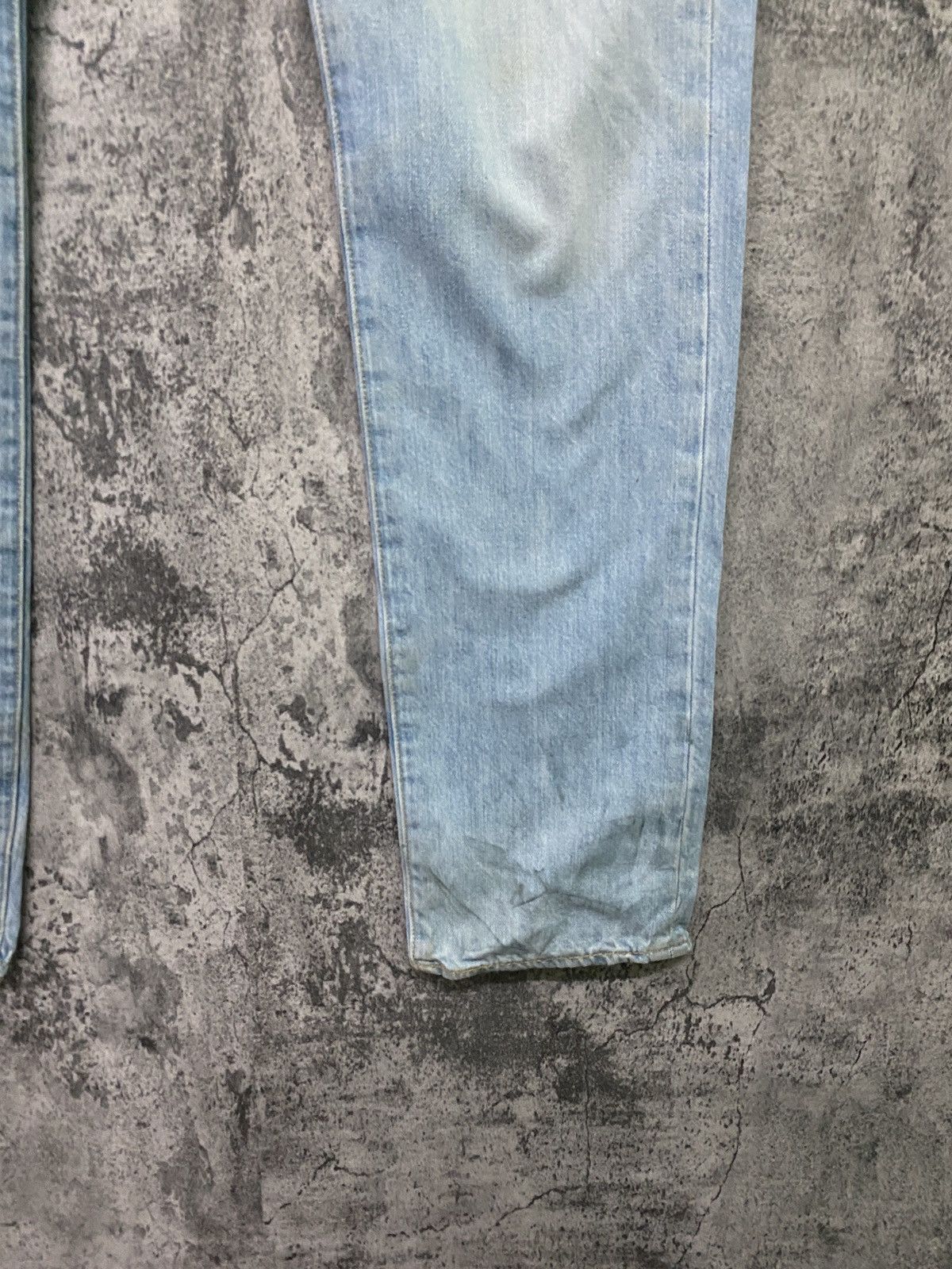 Vintage LEVIS 501 Light Wash Denim -L59 - 7