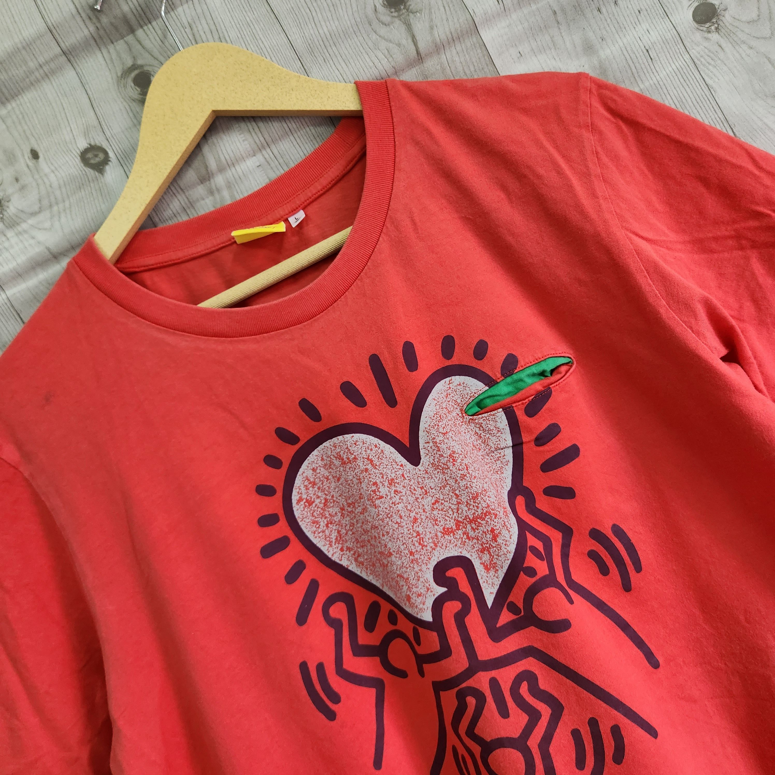 Keith Haring One Pocket Vintage Y2K TShirt - 2