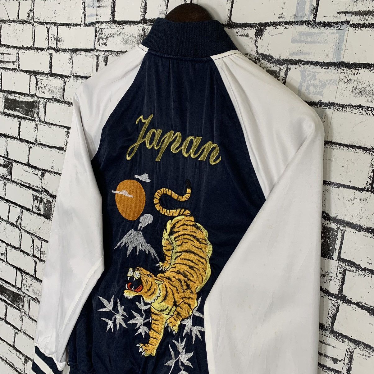 H&M Divided Sukajan Souvenir Jacket - 10