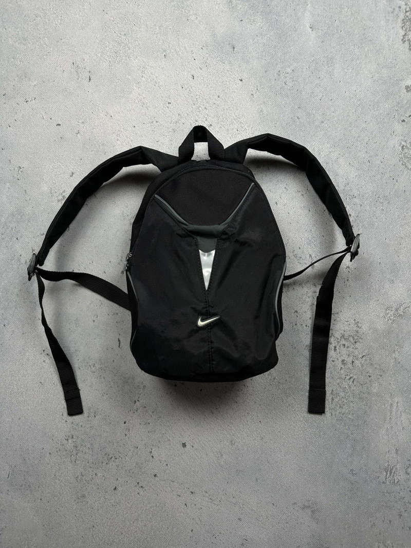 louie vuitton small backpack LOUIS Palm Spring Mini Monogram Canvas Brown lead-time:7-10 days Bruno Rossi Backpack Color:Rouge Minor spot marks in