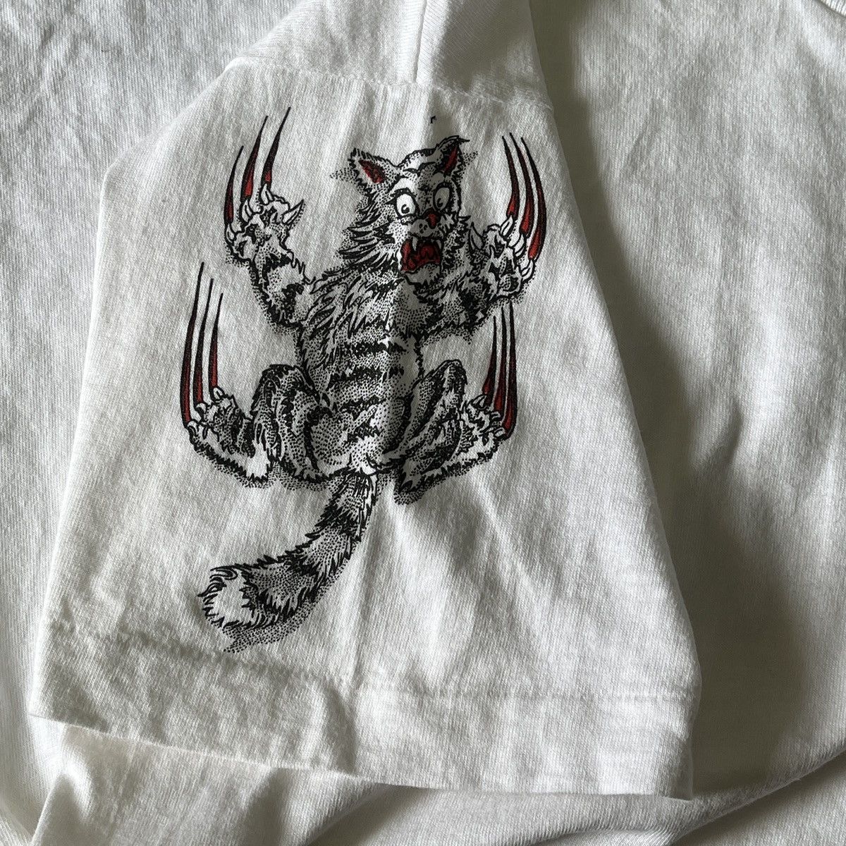 Rare Vintage 80 PUNX TShirt Claws & Devil - 17