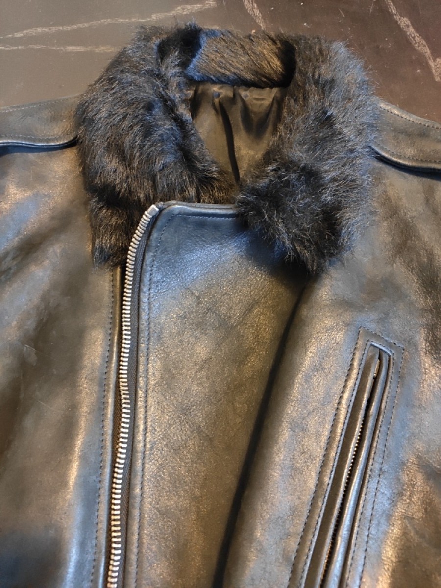 NEW! Fur collar & nylon sleeves STOOGES from PLINTH - 6