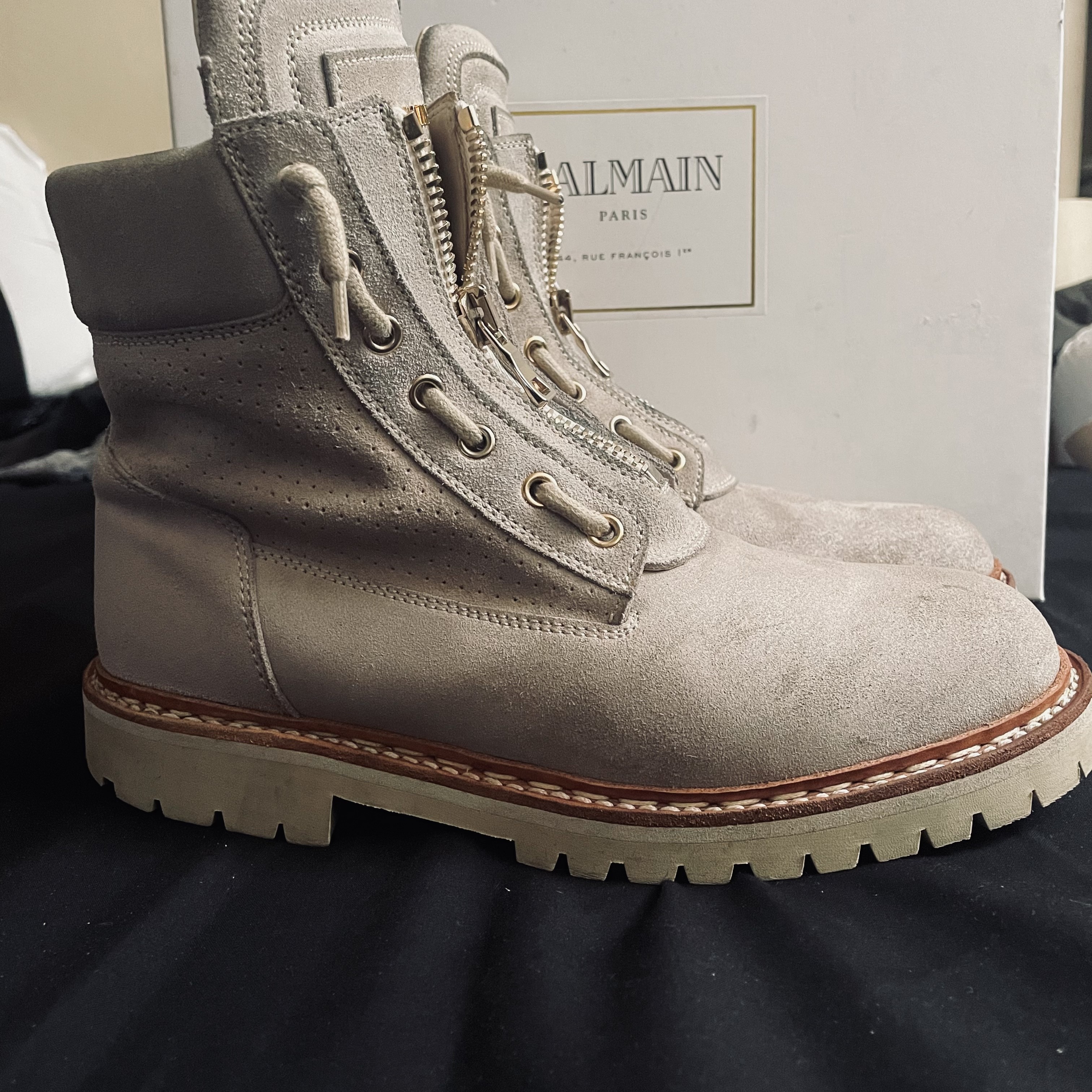 Balmain RARE Taiga Ranger suede boots tokeyo REVERSIBLE