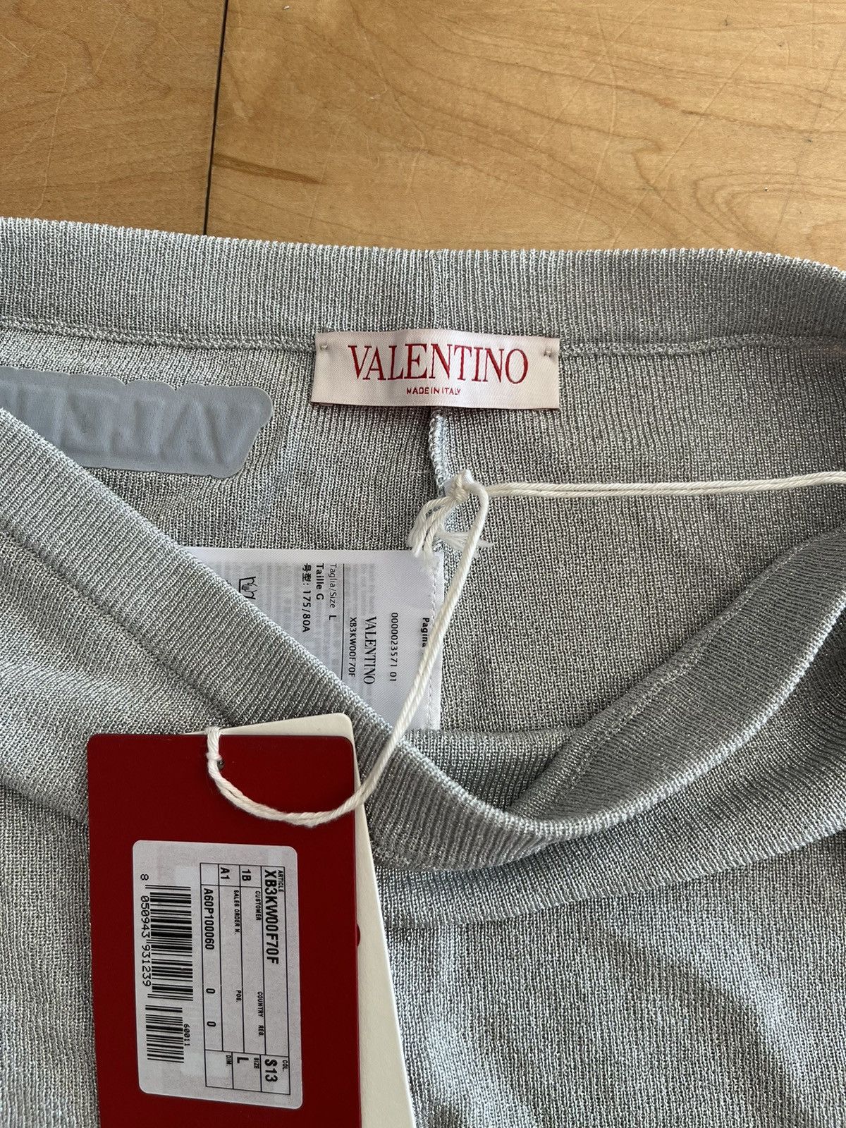 NWT - Valentino Silver Knit Metallic Shorts - 3