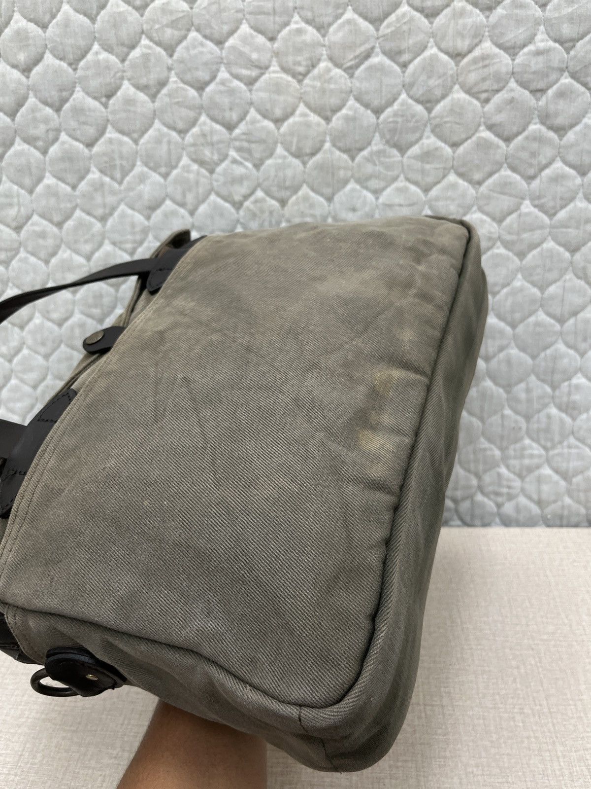 🔥🔥🔥STEALS FILSON RUGGED TWILL BAG - 10