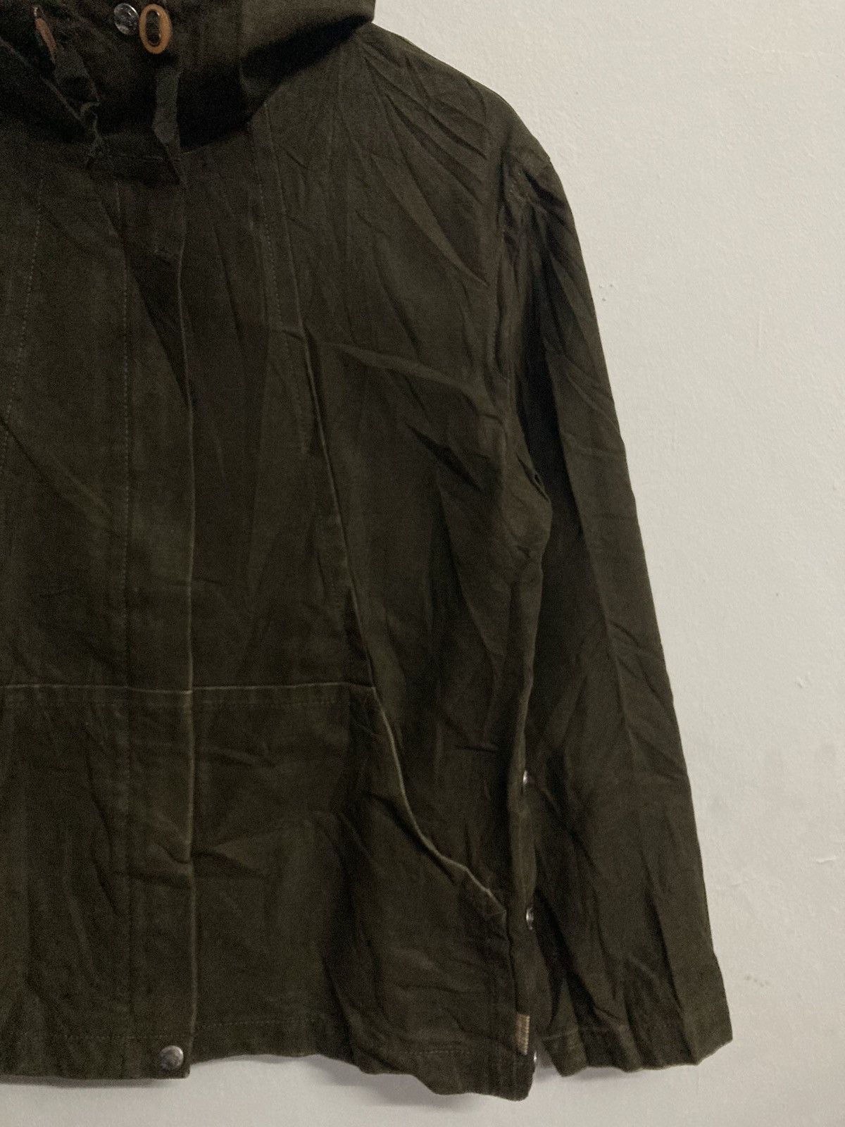 Burberrys Blue Label Hooded Jacket in Size 38 - 7