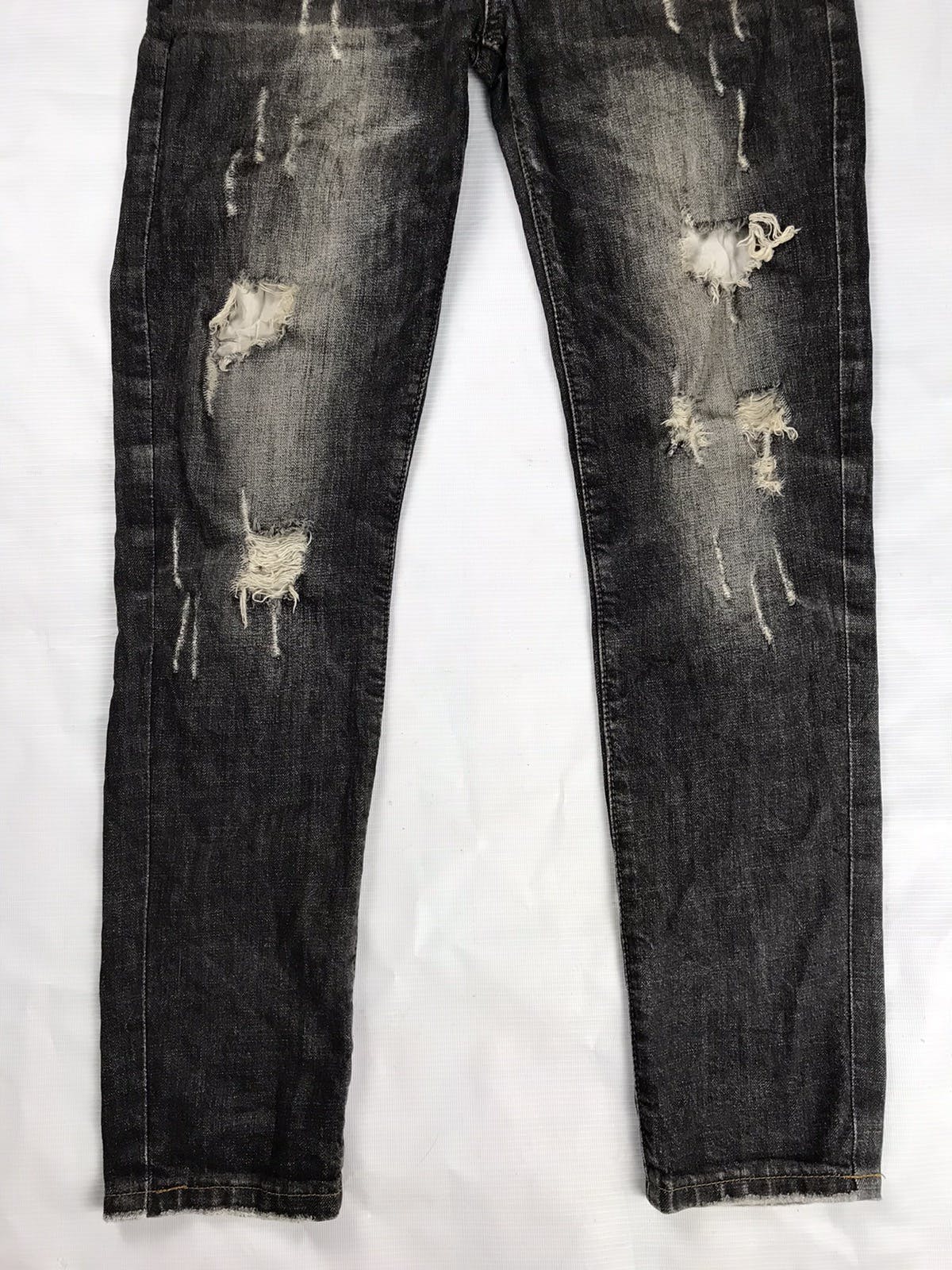 Dsquared2 slim fit distressed denim jeans - 3