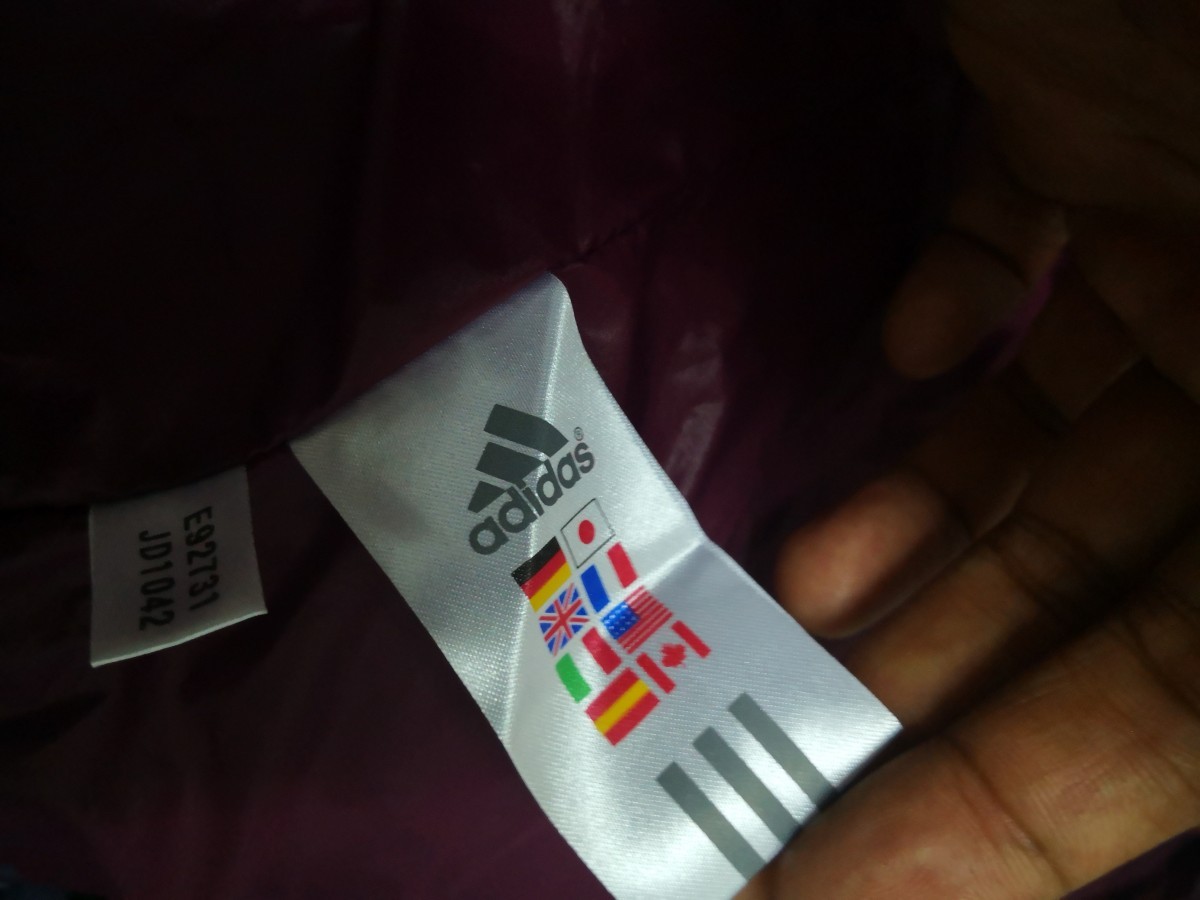 ADIDAS Puffer Jacket - 10