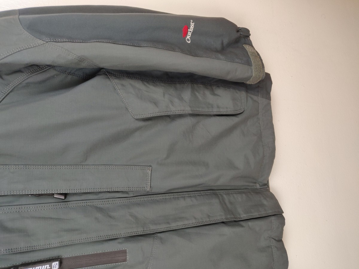 Ellesse - Ultima x Outlast Multi-pocket Jacket - 5