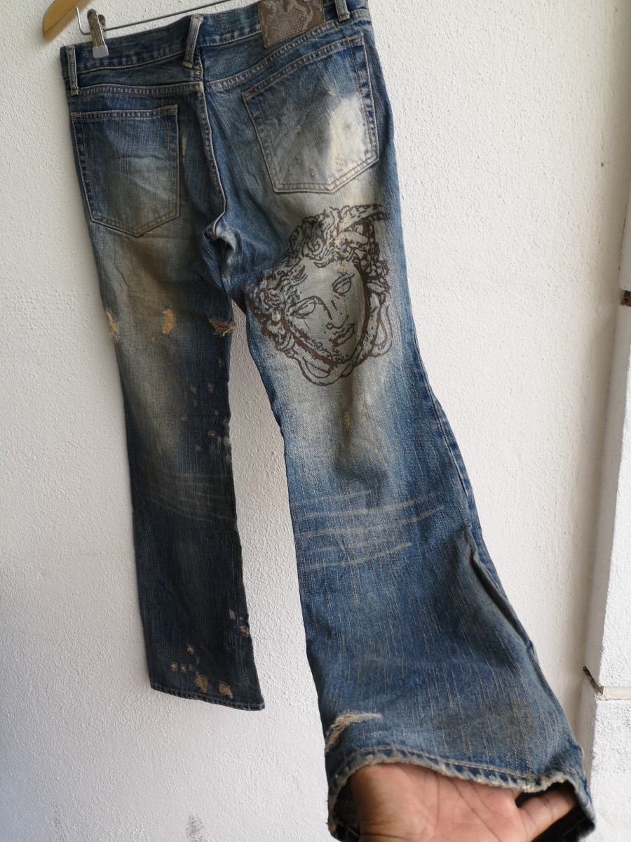 Distressed Denim - Distressed Versace Medusa Head Print Jeans - 7