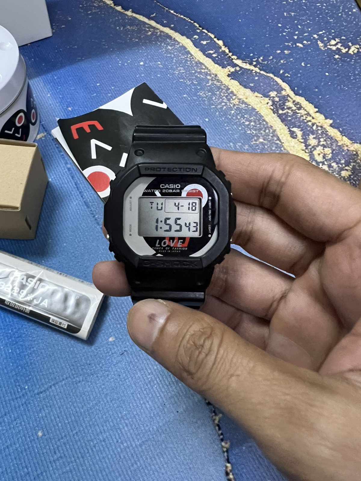 Limited Edition G Shock x Love Japan - 4