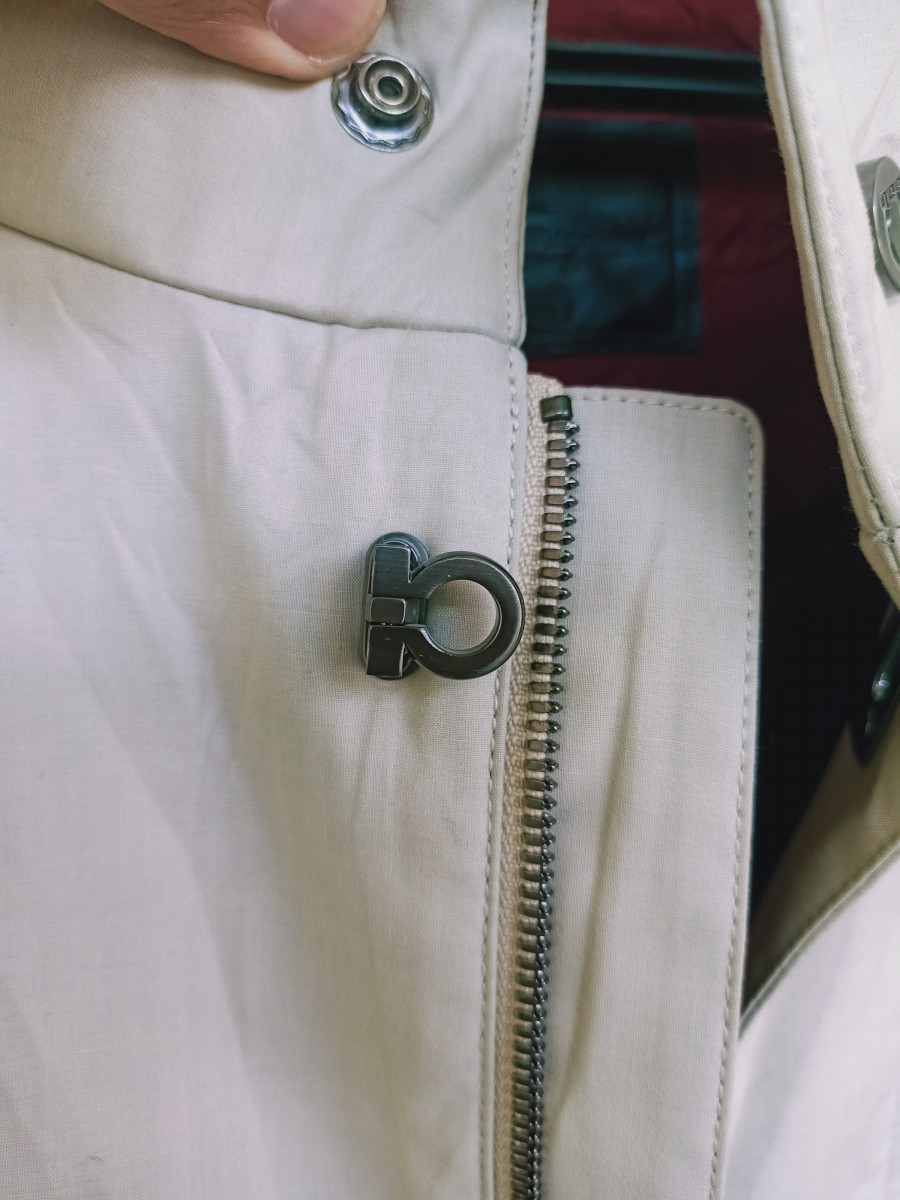 Salvatore Ferragamo Gancini Button Trench Coat - 3