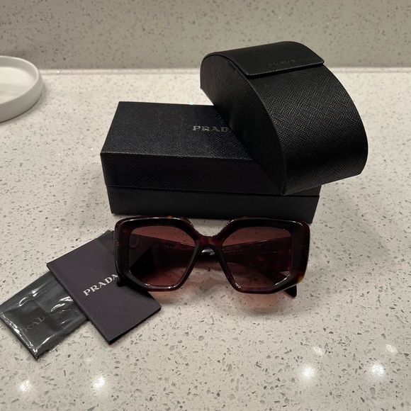 Prada PR 14ZS Sunglasses - 2