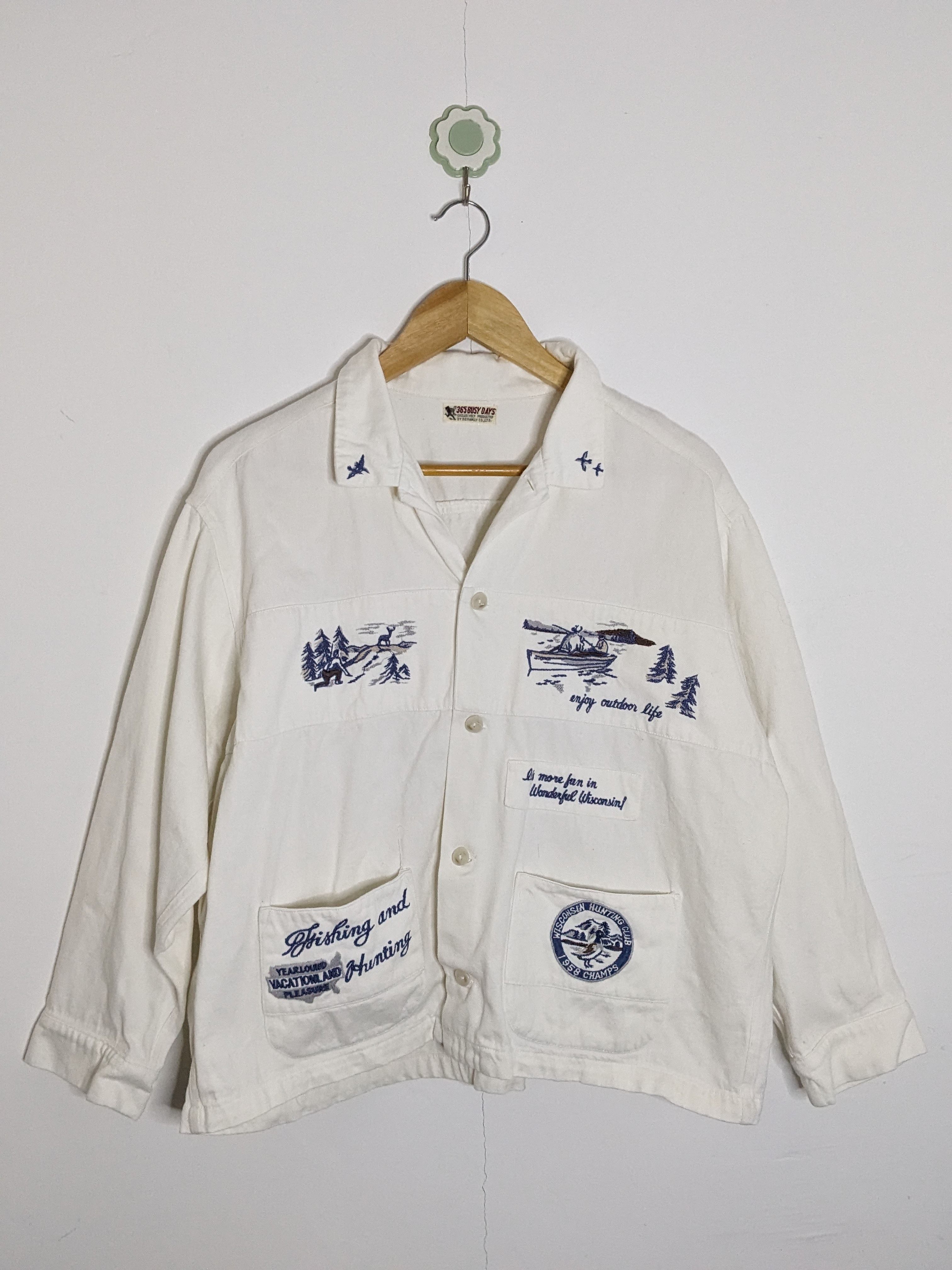 Vintage - Wisconsin Hunting Fishing Club Outdoor Embroidery Jacket - 1