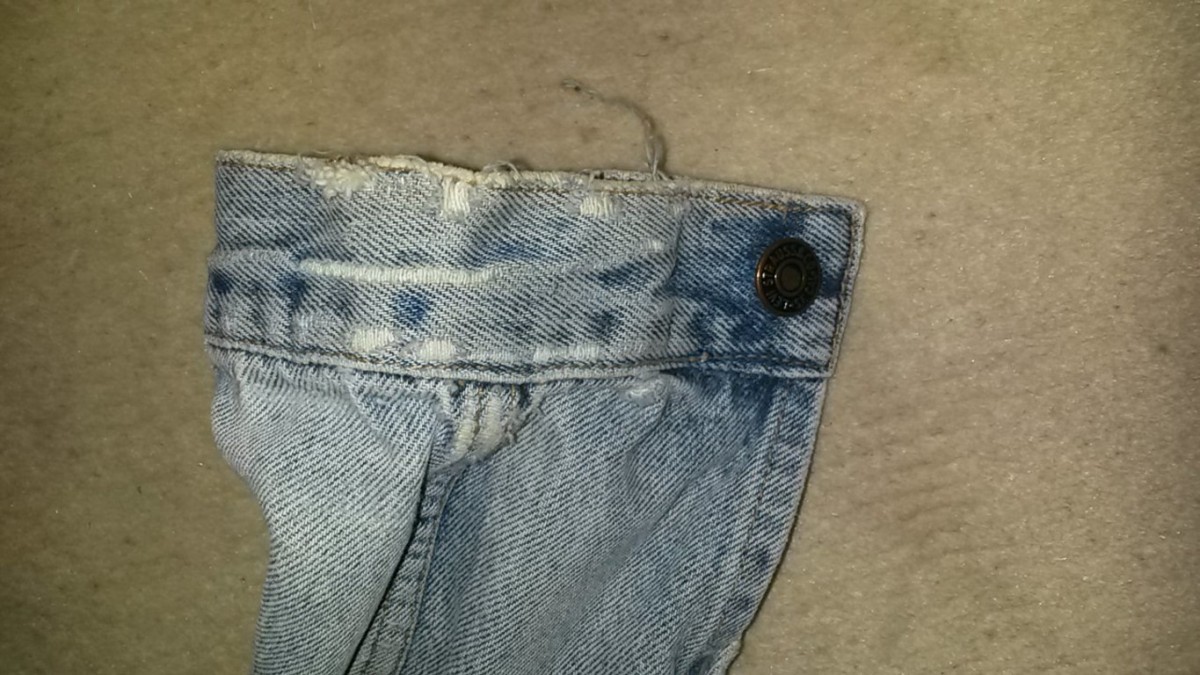 Unique Vintage Distressed Used Light Denim Jacket - 15