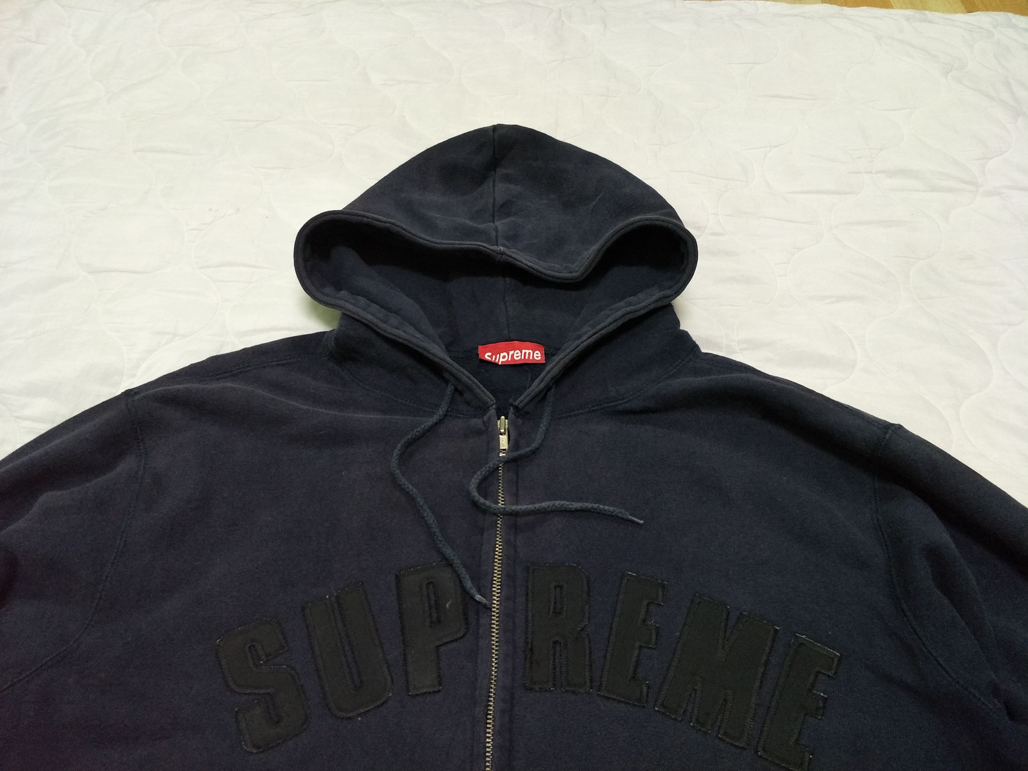 Vintage SUPREME Arc Logo Hoodies Made In Usa Distressed - 11