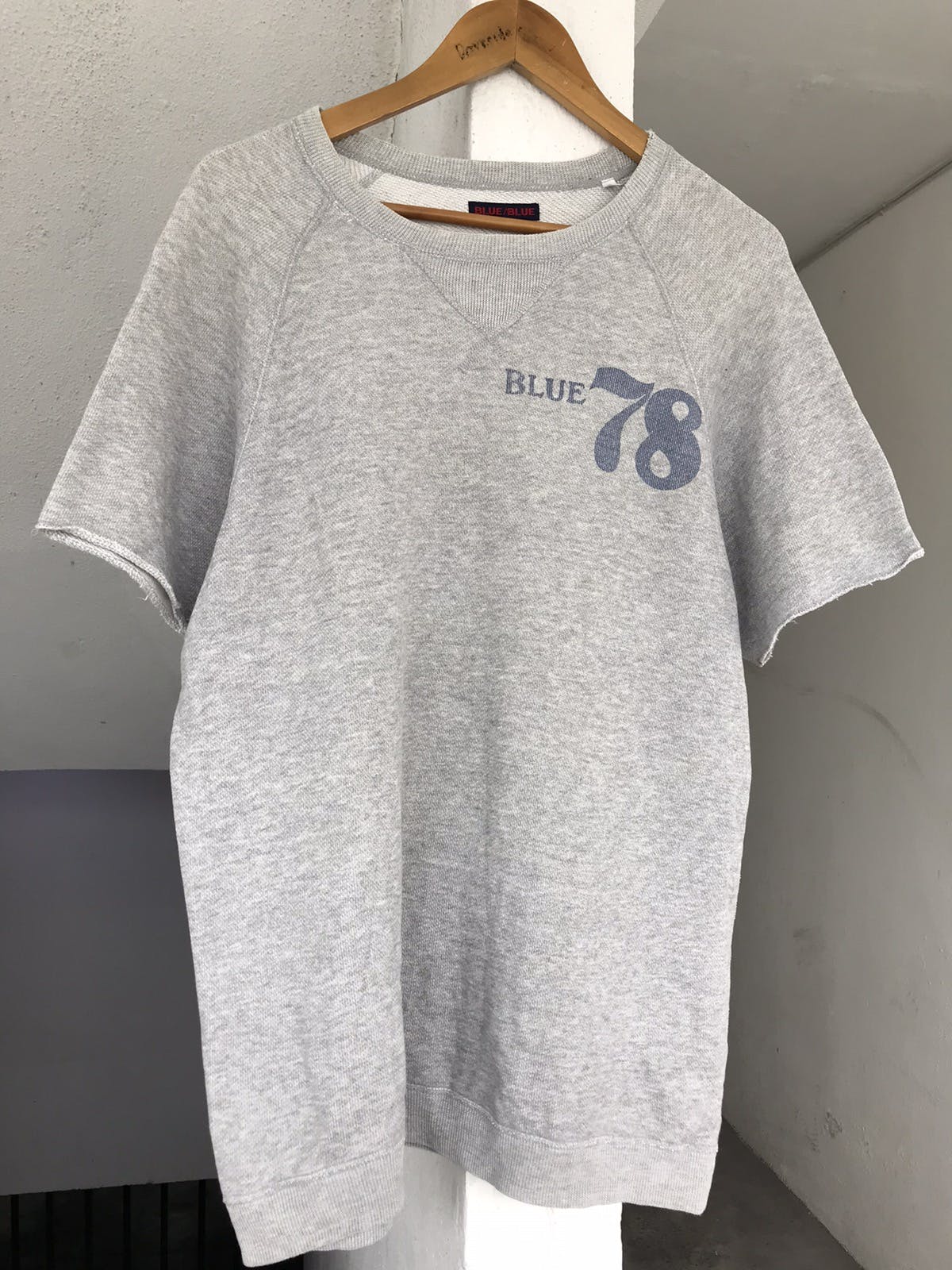 Blue Blue Japan Sleeve Cut Sweatshirt - 4