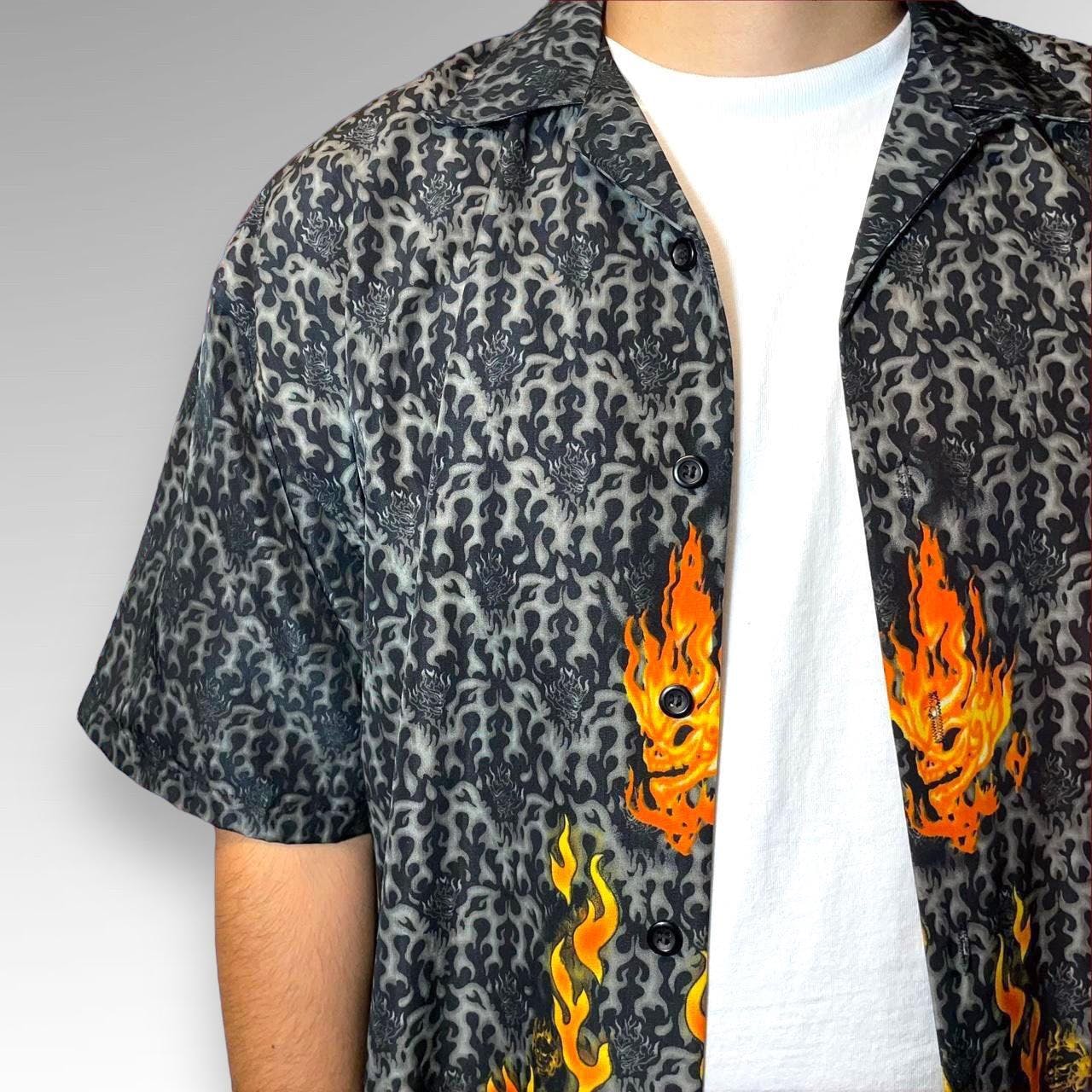 Vintage - Flame Skull Microfiber Short Sleeve Button Up 🔥 - 2