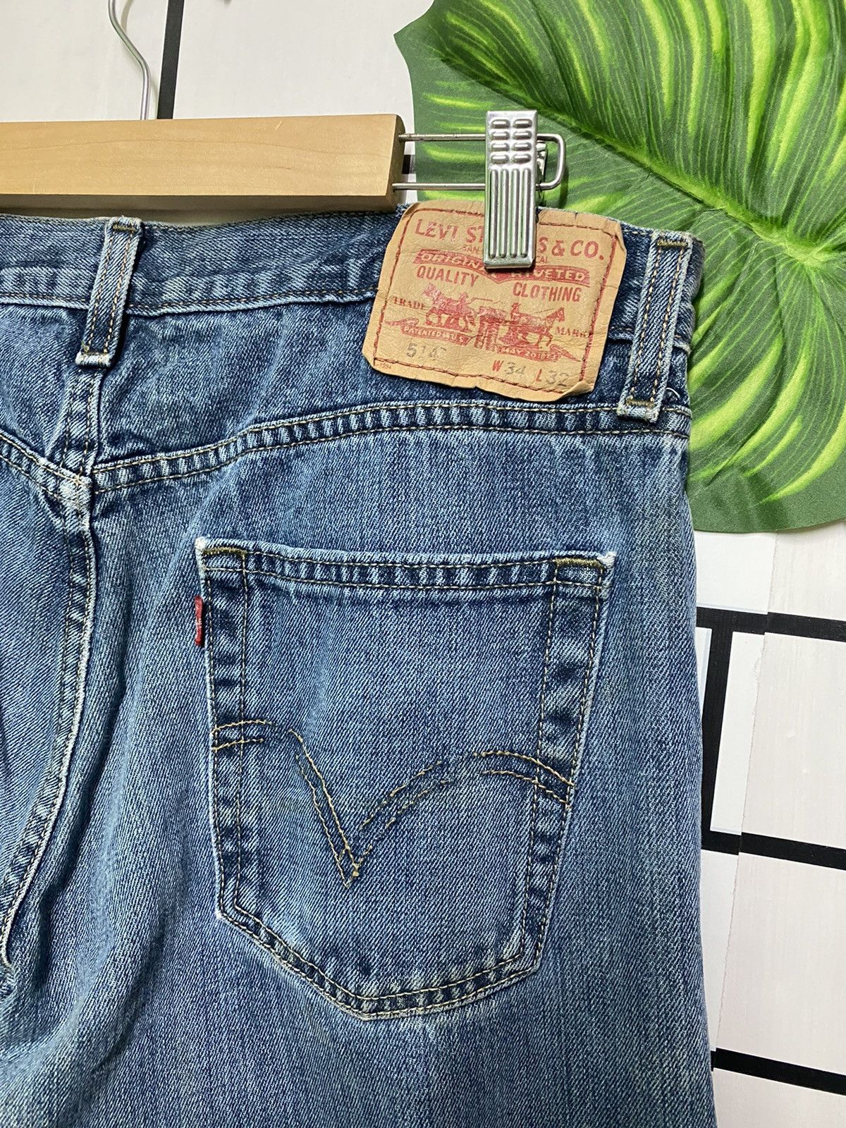 Vintage LEVIS 514 Slim Straight Denim -L39 - 9