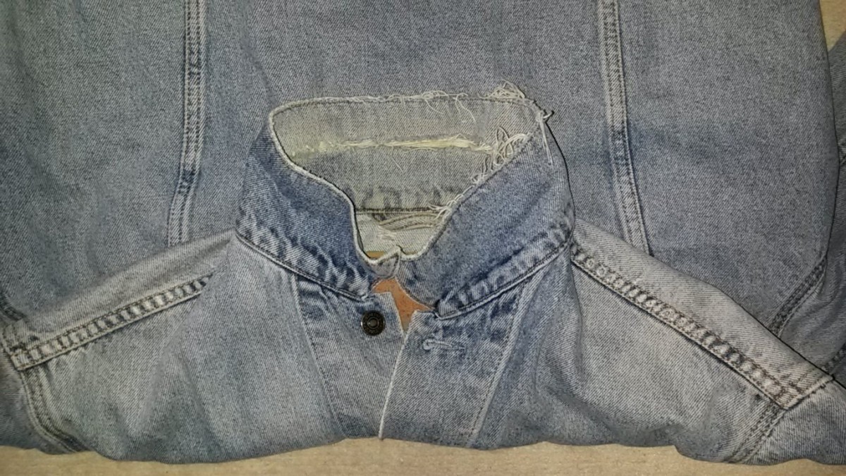 Unique Vintage Distressed Used Light Denim Jacket - 16